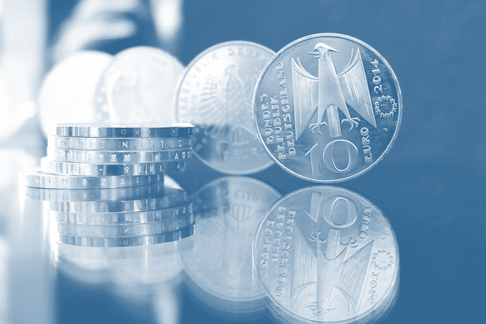 Panasonic Lumix DMC-LX10 (Lumix DMC-LX15) sample photo. Coins, german mark, mark photography