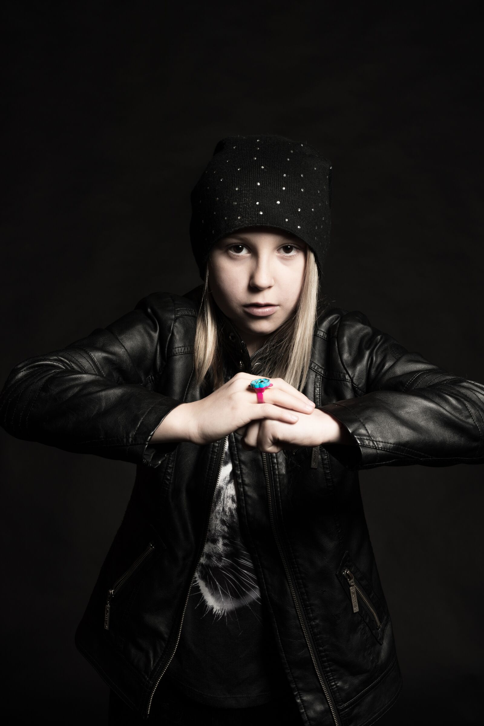 Canon EOS 5D Mark IV sample photo. Fashion, portrait, a photography