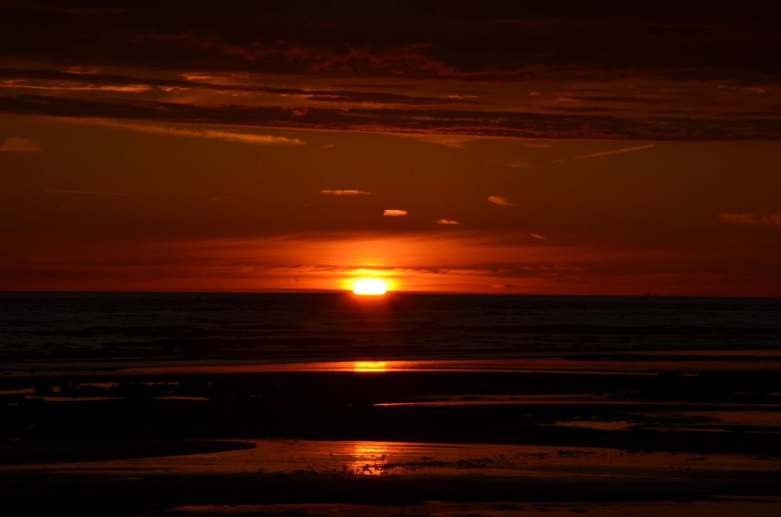 Nikon D5100 sample photo. Sun, lying, the lie photography