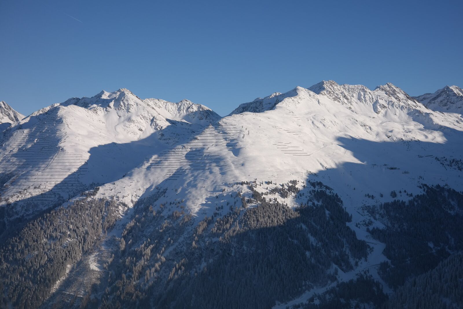 Samsung NX300 sample photo. Ski area, arlberg, winter photography