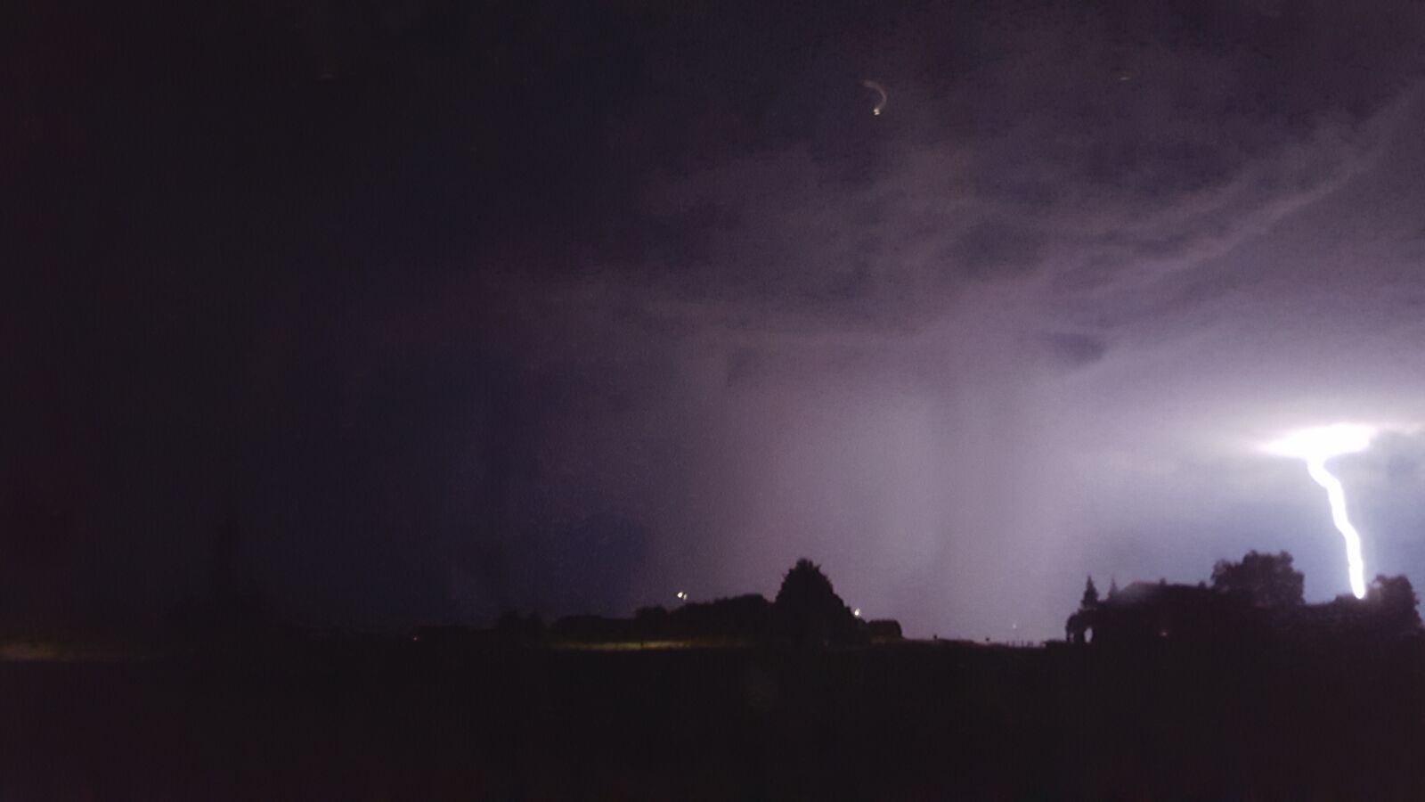 Samsung Galaxy S6 sample photo. Thunderstorm, energy, night photography