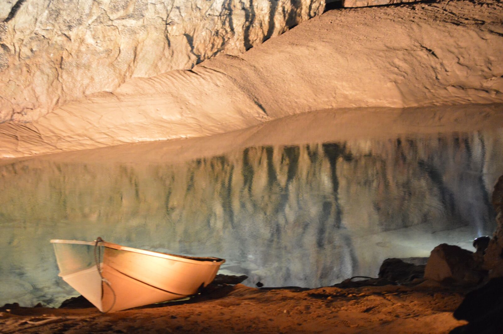 Nikon D3200 sample photo. Woken hole, main cave photography