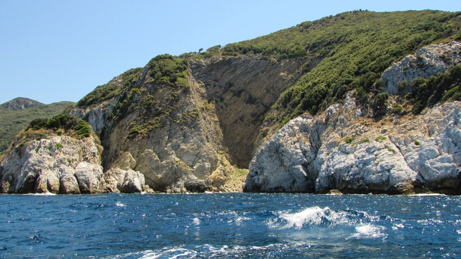 Canon PowerShot SX400 IS sample photo. Greece, skiathos, rock photography