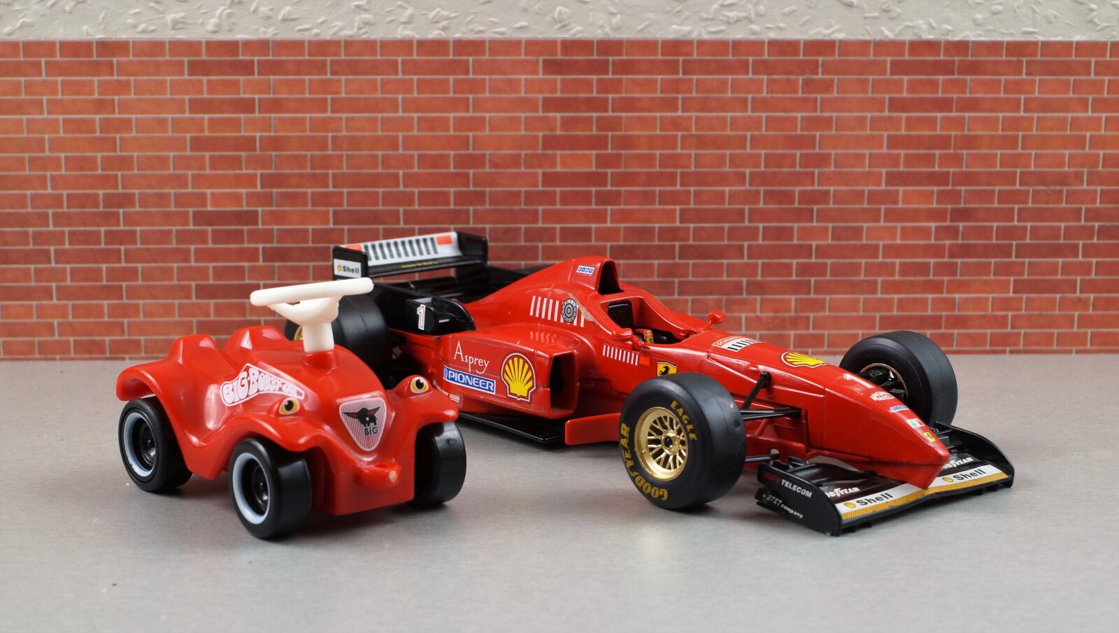 Sony DT 18-70mm F3.5-5.6 sample photo. Ferrari, f310, formula 1 photography