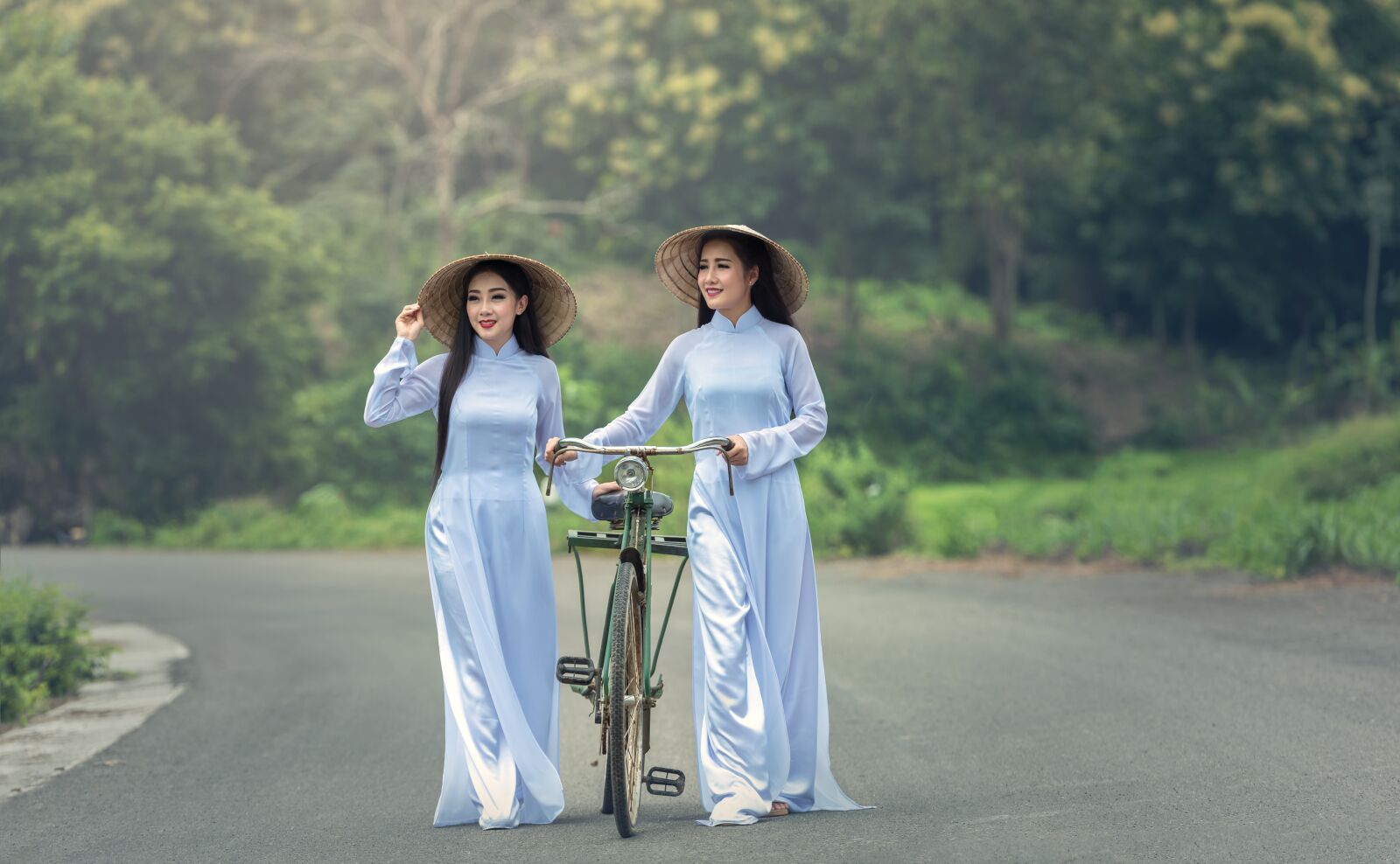 Nikon D810 sample photo. Bicycle, asia, lady photography