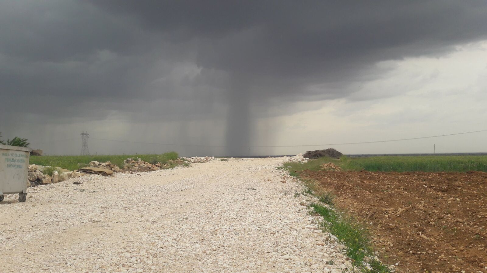 Samsung Galaxy A5(2016) sample photo. Road, landscape, cloud, sky photography