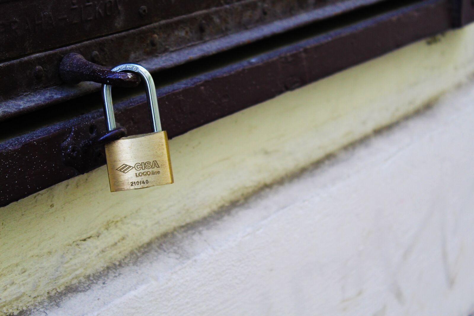Canon EOS 1300D (EOS Rebel T6 / EOS Kiss X80) sample photo. Padlock, castle, castles photography
