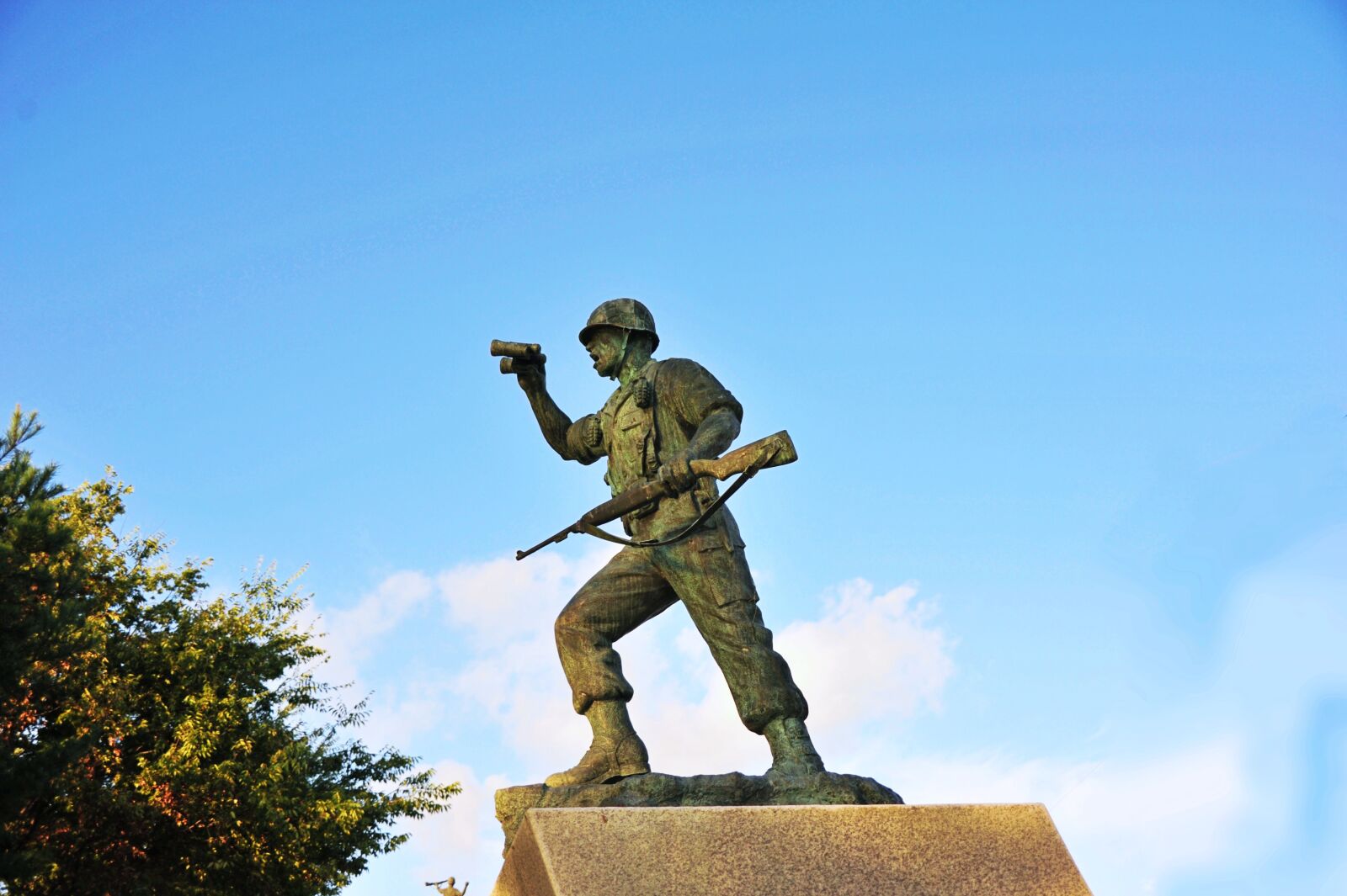 Nikon D700 sample photo. Statue, battle, model photography