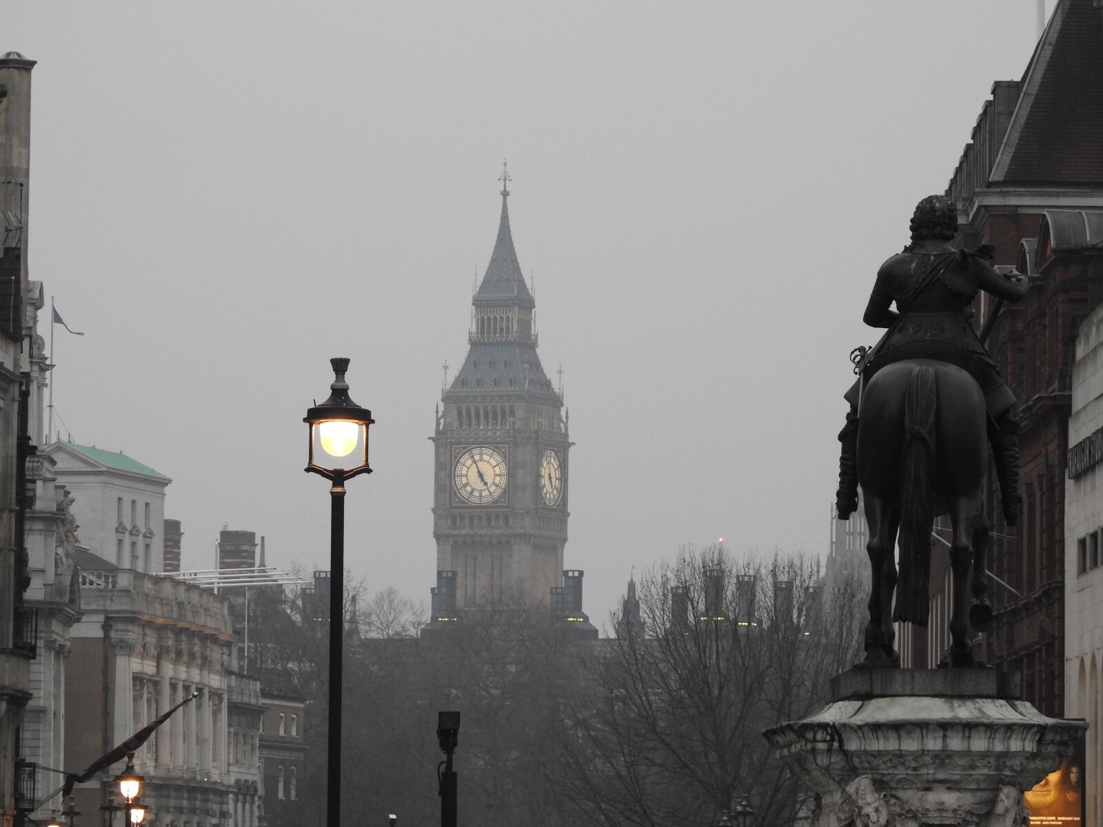 Nikon Coolpix P900 sample photo. London, trafalgar square, city photography