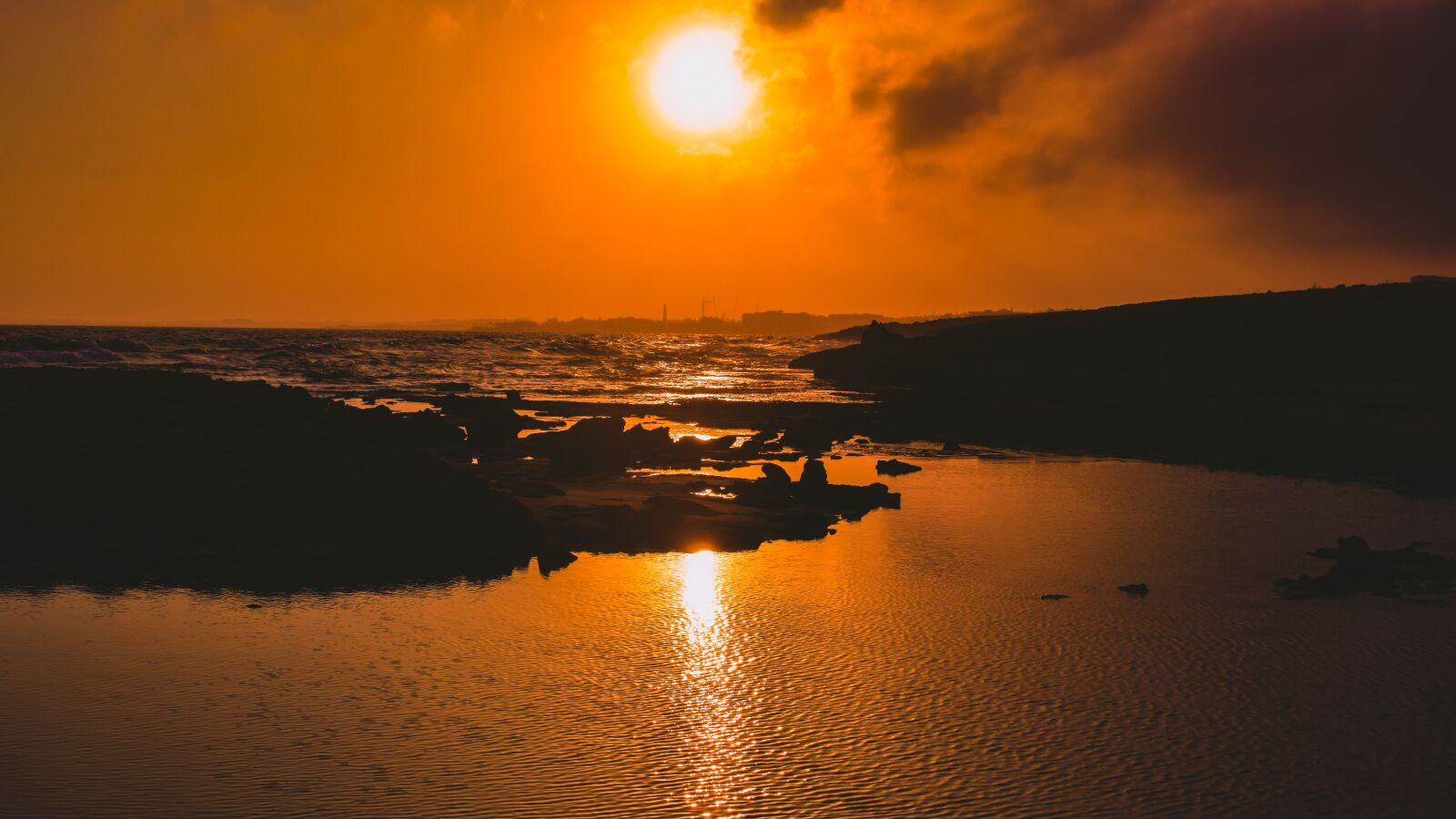 Nikon D3300 sample photo. Sunset, romantic, beach photography