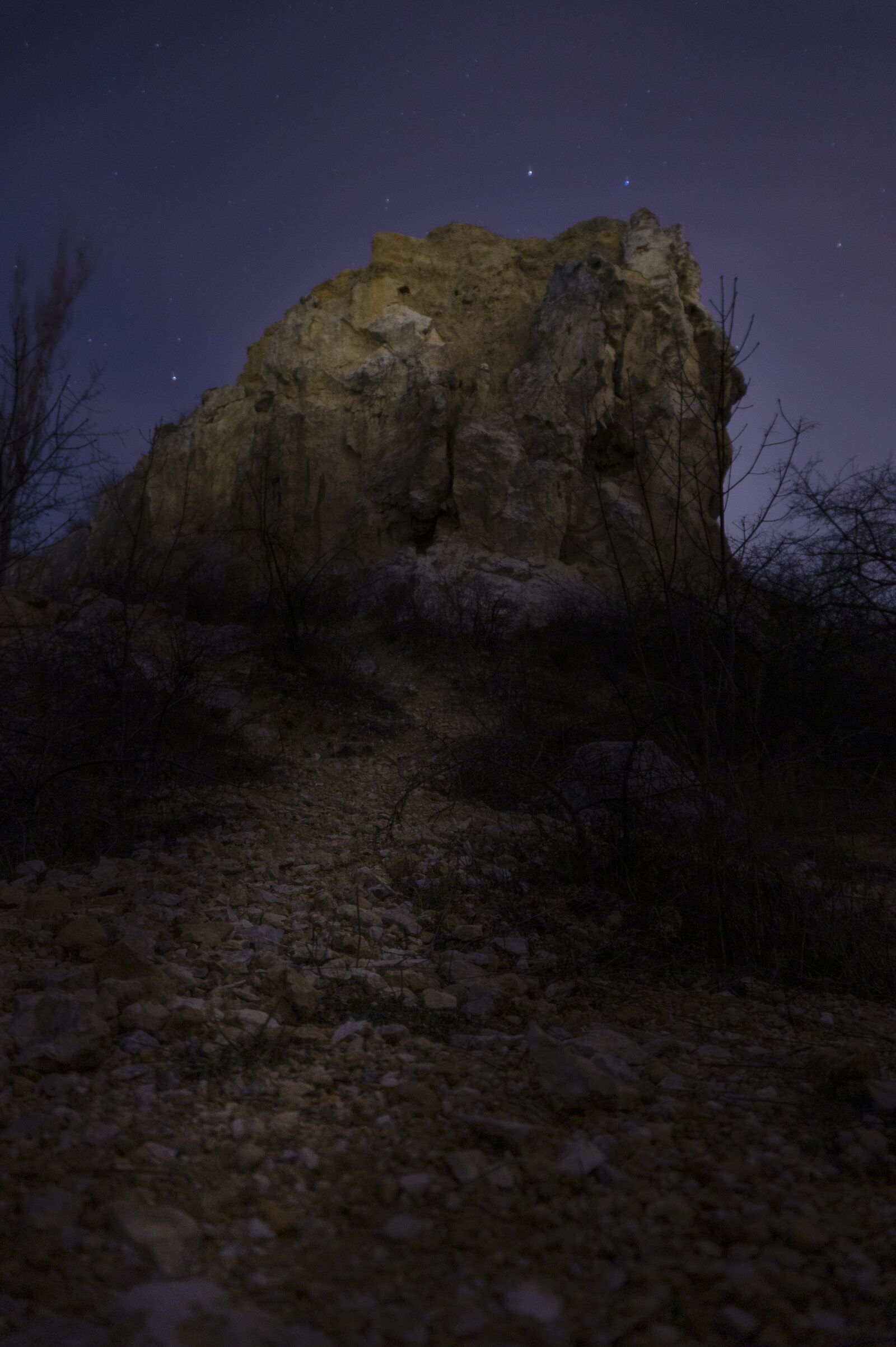 Sony Alpha a5000 (ILCE 5000) sample photo. Cliff, stars, star photography