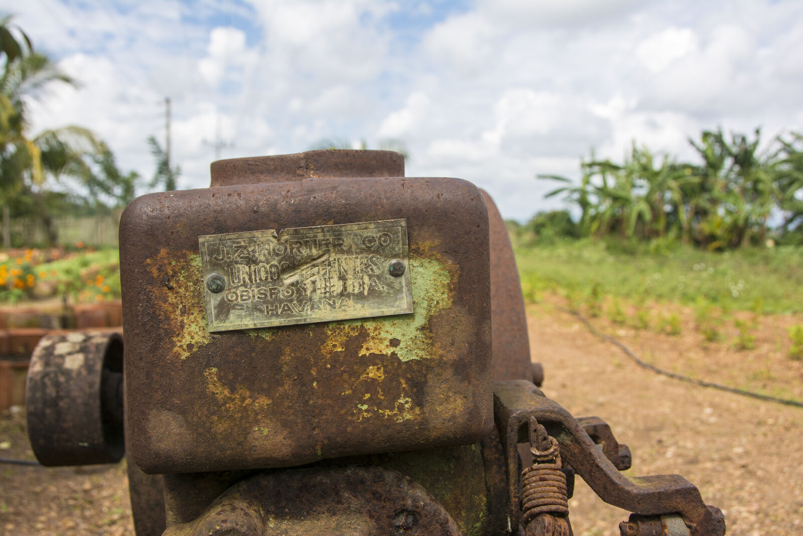 Nikon D7100 sample photo. Abandoned, cuba, green, rust photography