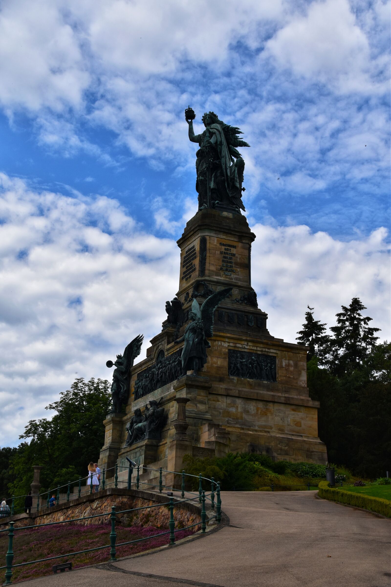Nikon D5600 sample photo. The niederwalddenkmal, watch on photography