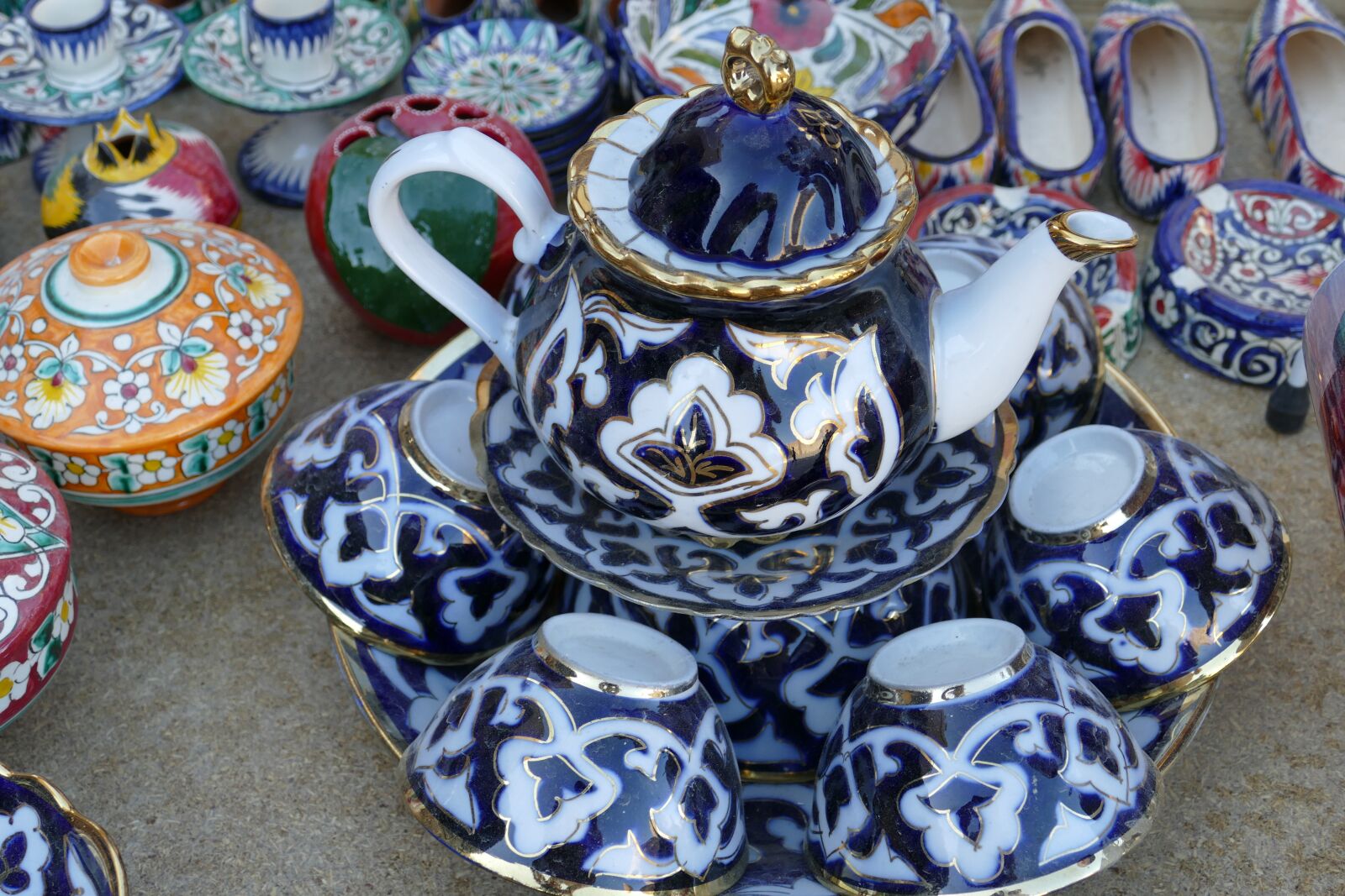 Panasonic Lumix DMC-FZ1000 sample photo. Bukhara, uzbekistan, tableware photography