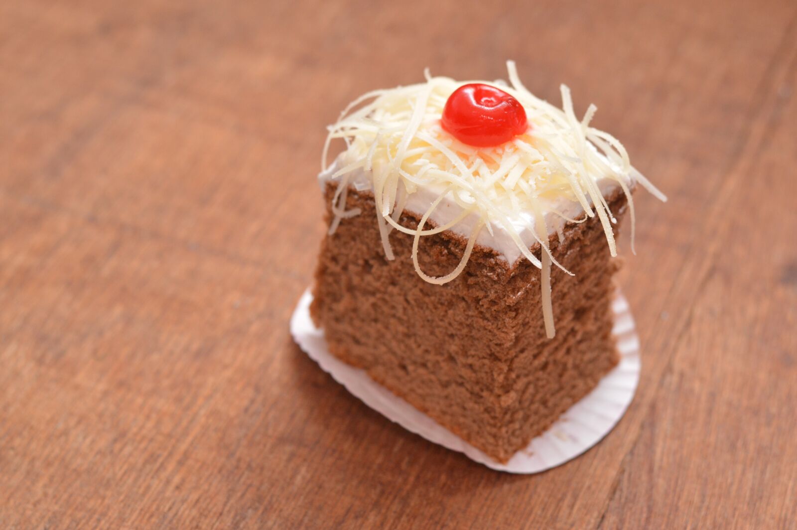 Nikon D3200 sample photo. Cheese, brown, delicious photography