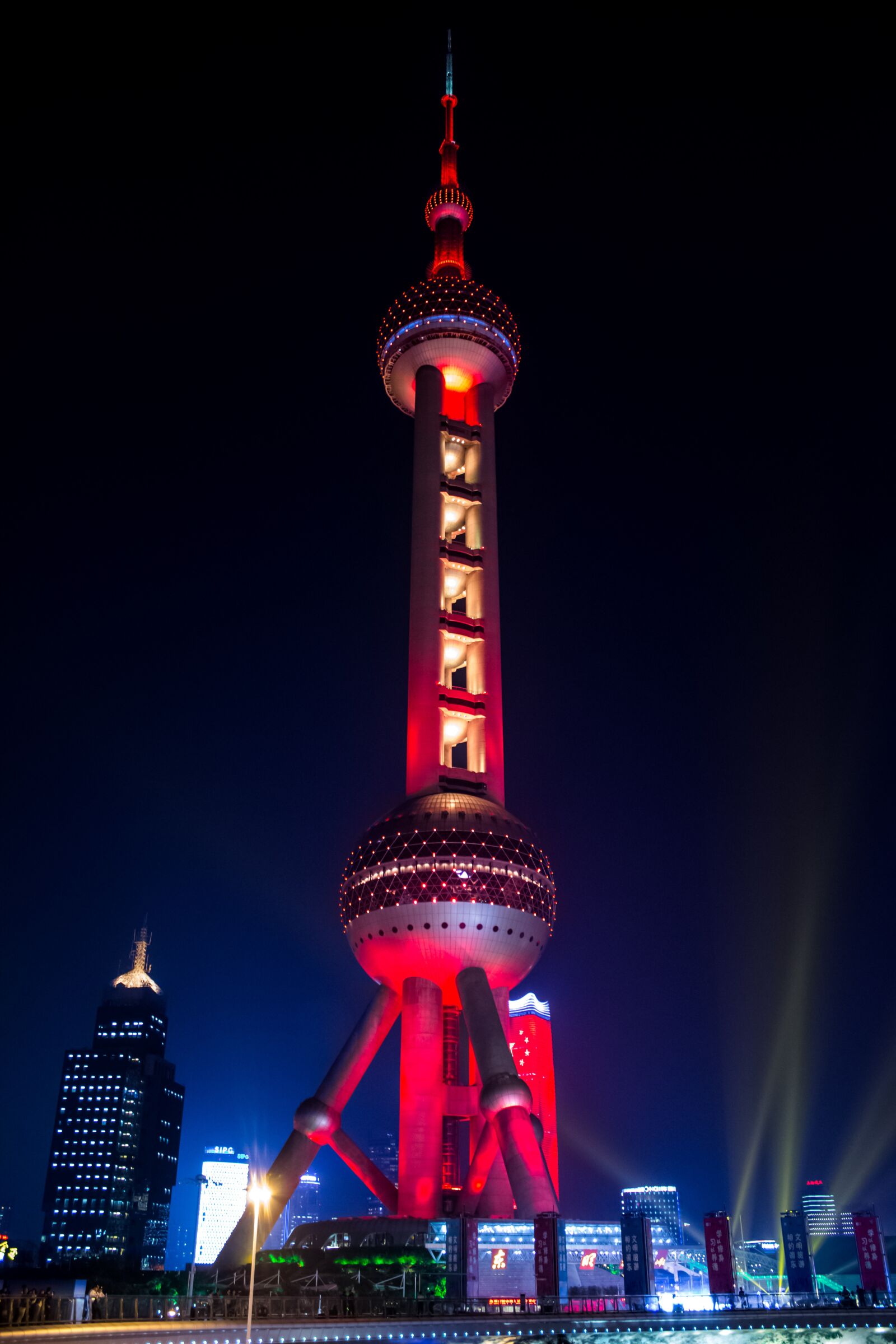 Canon EOS 70D + Canon EF-S 18-55mm F3.5-5.6 IS sample photo. Shanghai, tower, pearl of photography