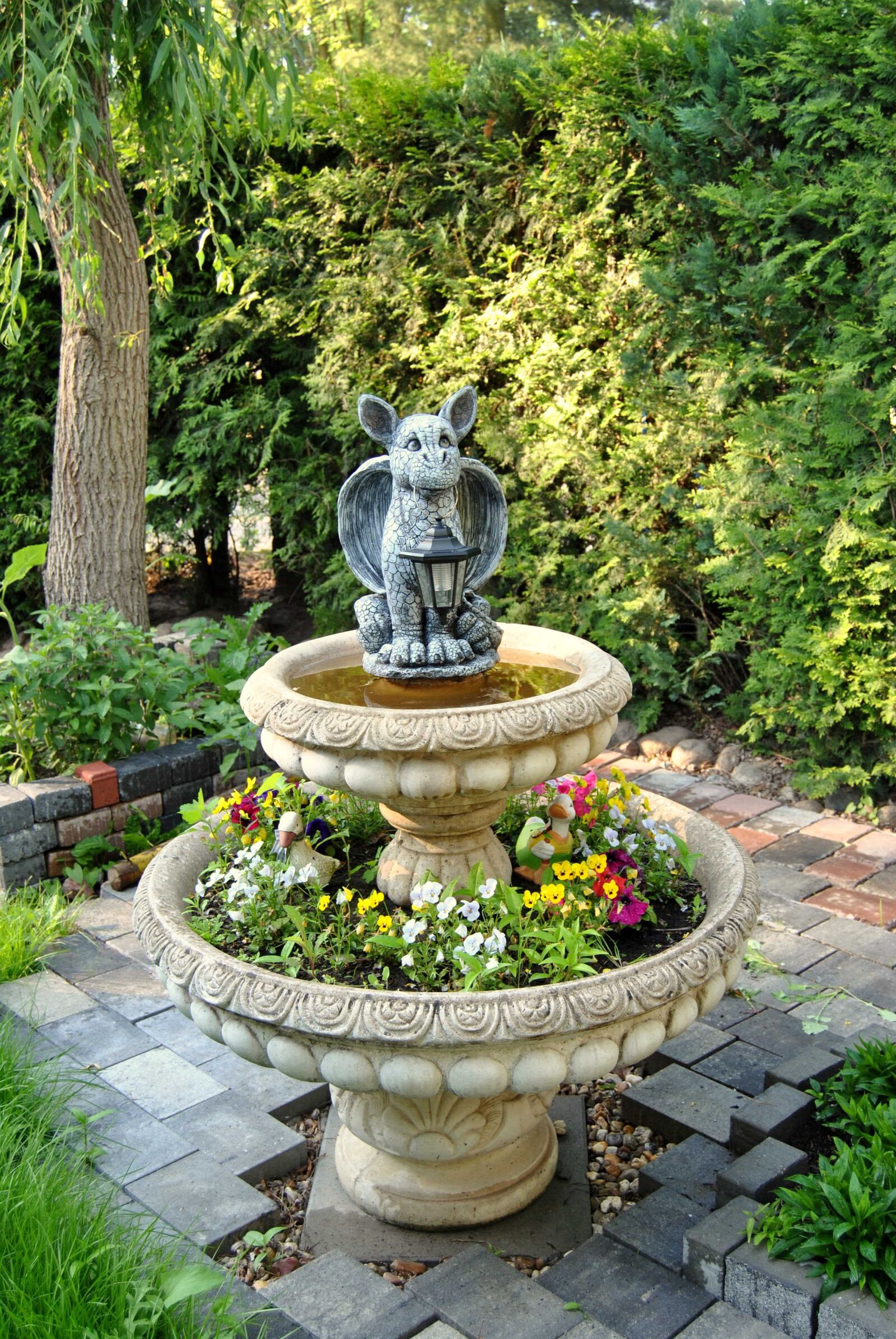 Nikon D3000 sample photo. Garden, deco, sculpture photography