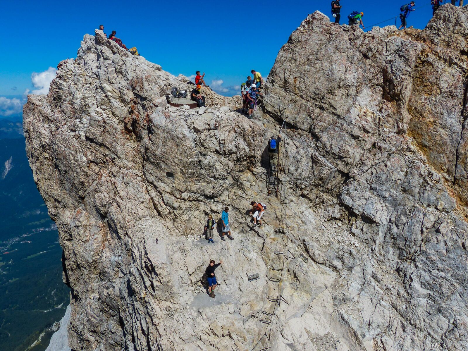 Panasonic Lumix DMC-FZ200 sample photo. Zugspitze, summit, germany photography