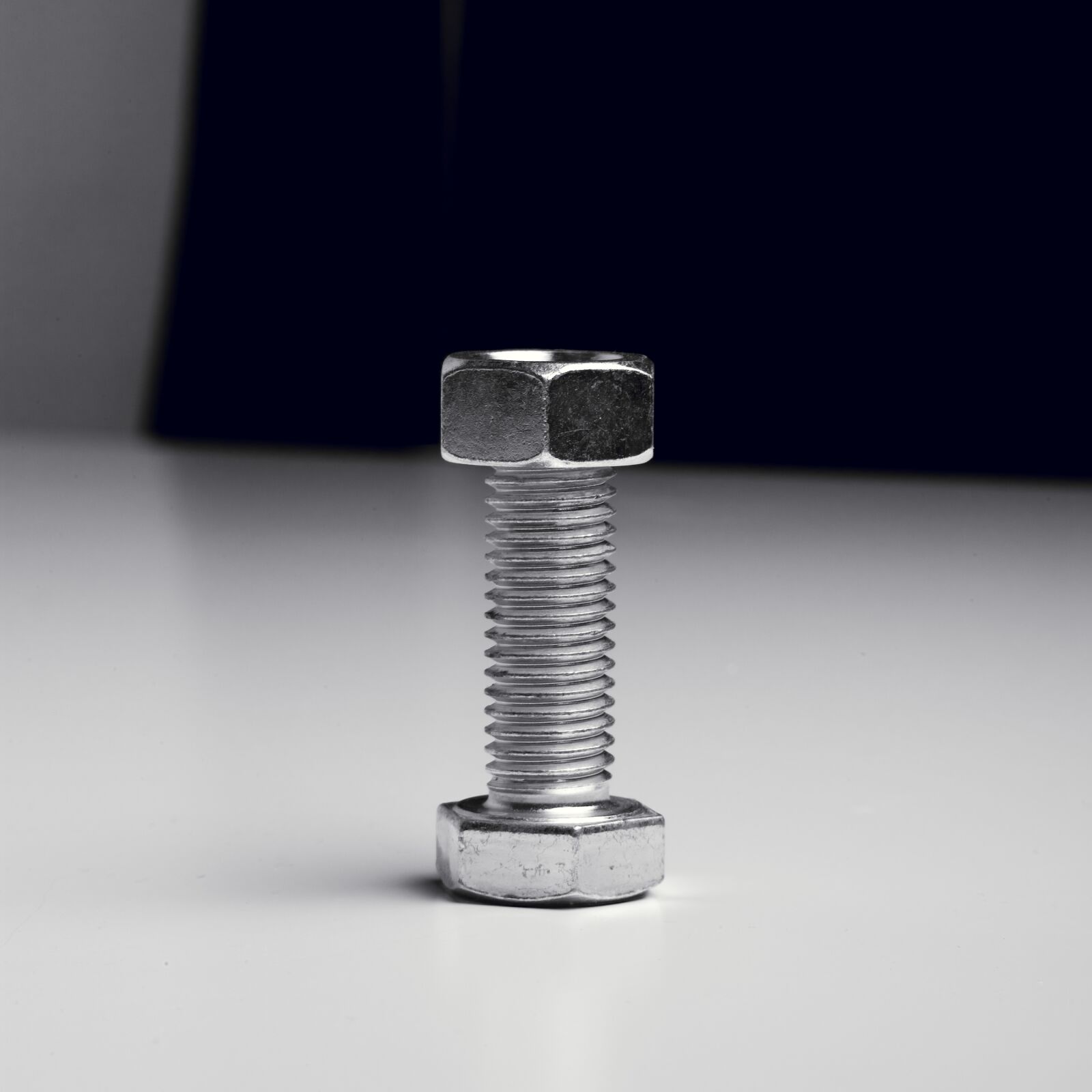 Canon EOS-1Ds Mark III sample photo. Screw, mother, nut photography