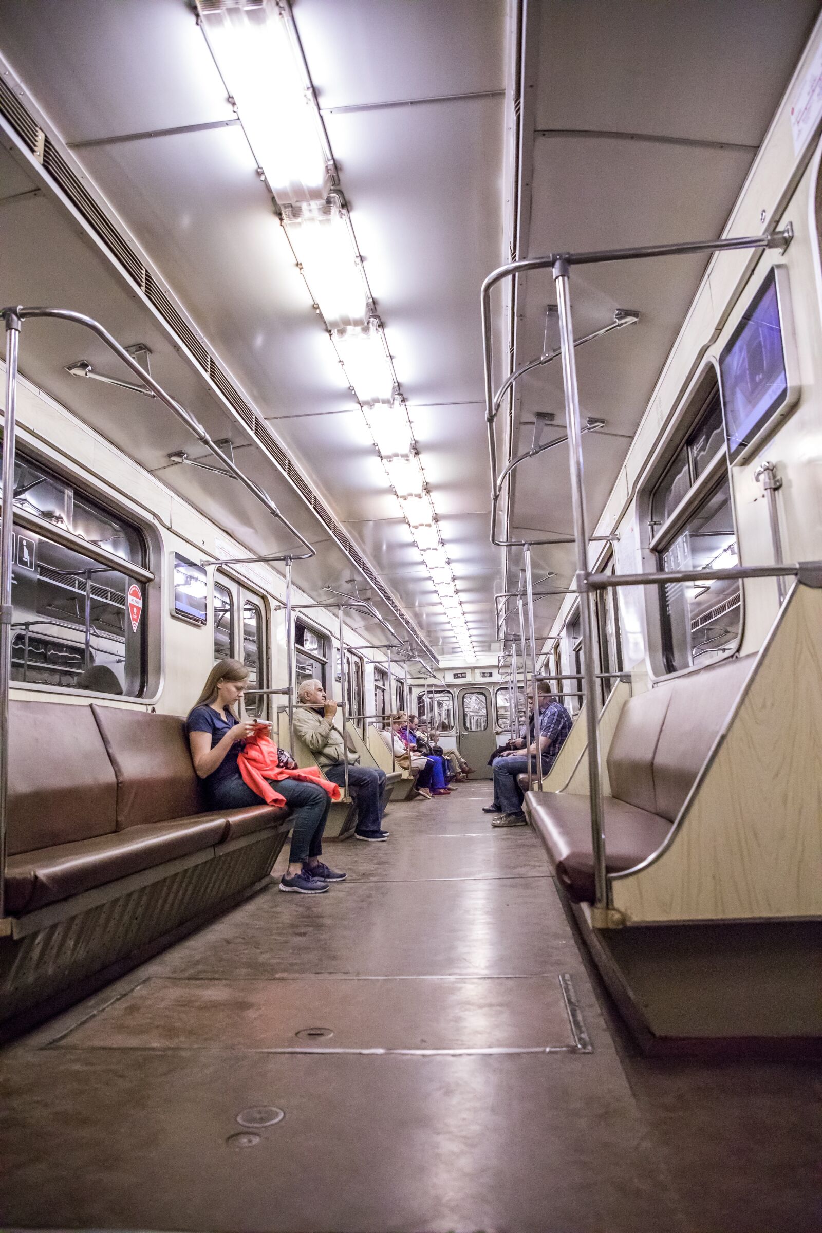 Canon EF 24-105mm F4L IS II USM sample photo. Metro, russia, moscow photography