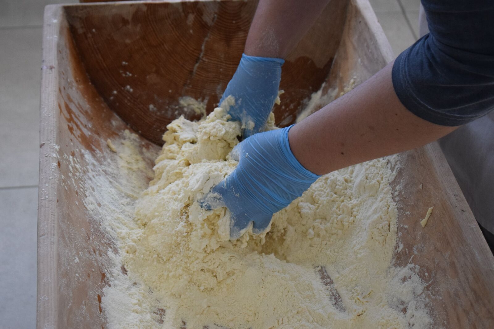 Nikon D3300 sample photo. Knead, flour, bread photography