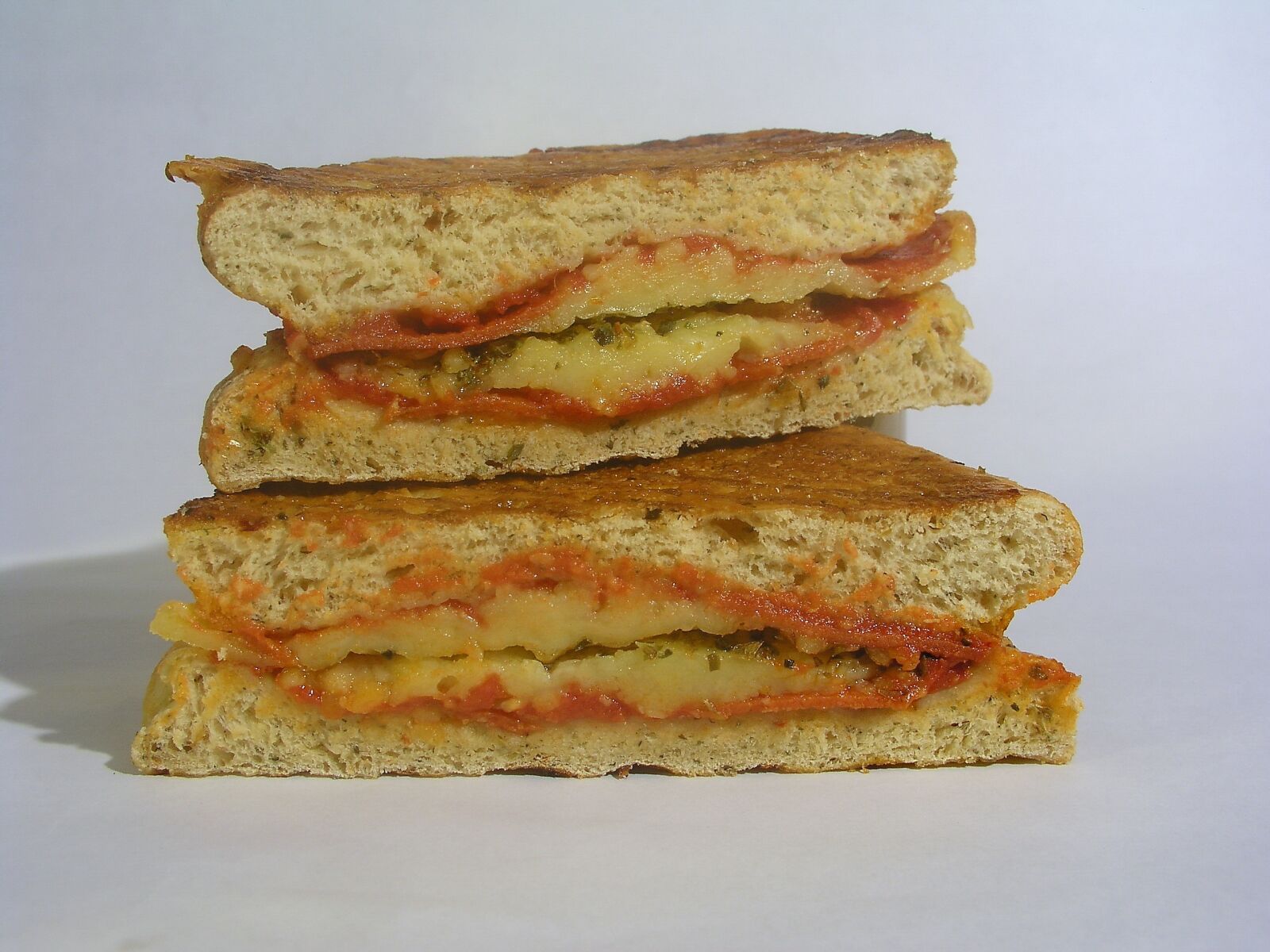 Olympus C5050Z sample photo. Toast, heat, sandwich photography
