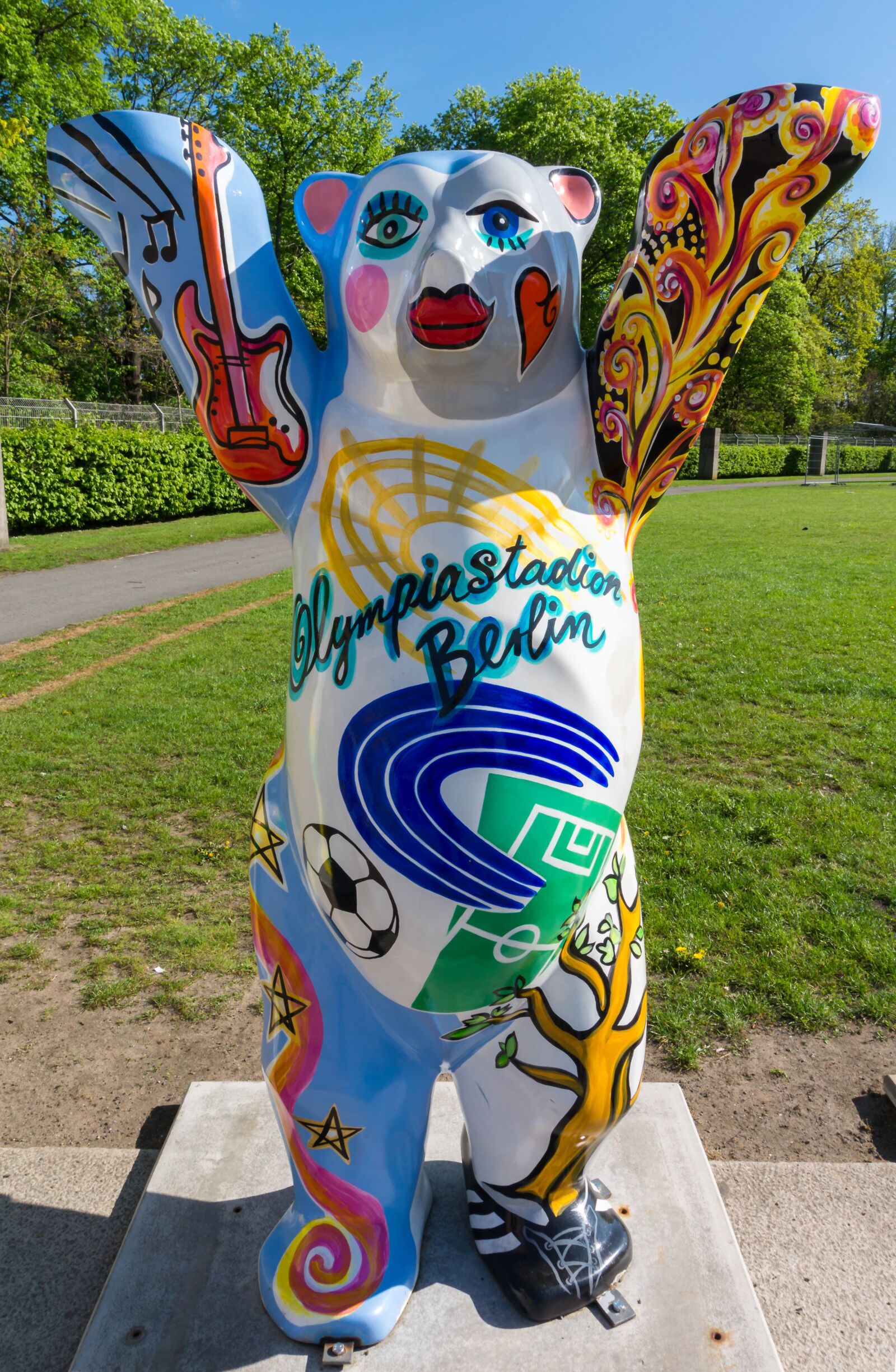 Sony Alpha a5000 (ILCE 5000) sample photo. Berliner b r, figure photography