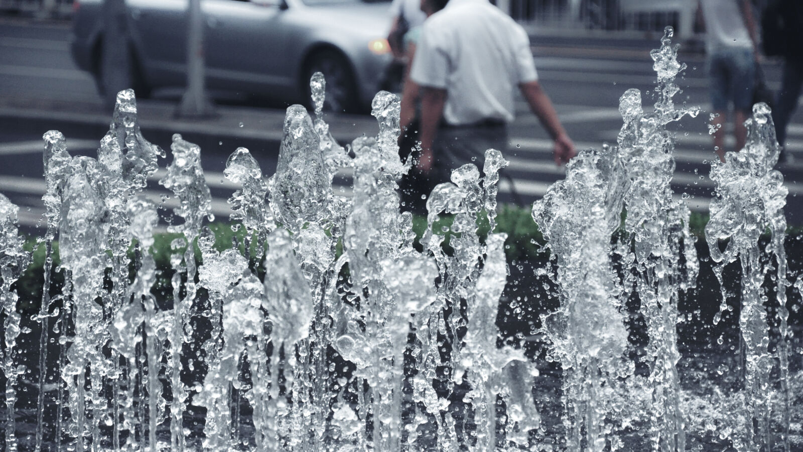 Nikon D90 sample photo. Blur, car, cool, crystal photography