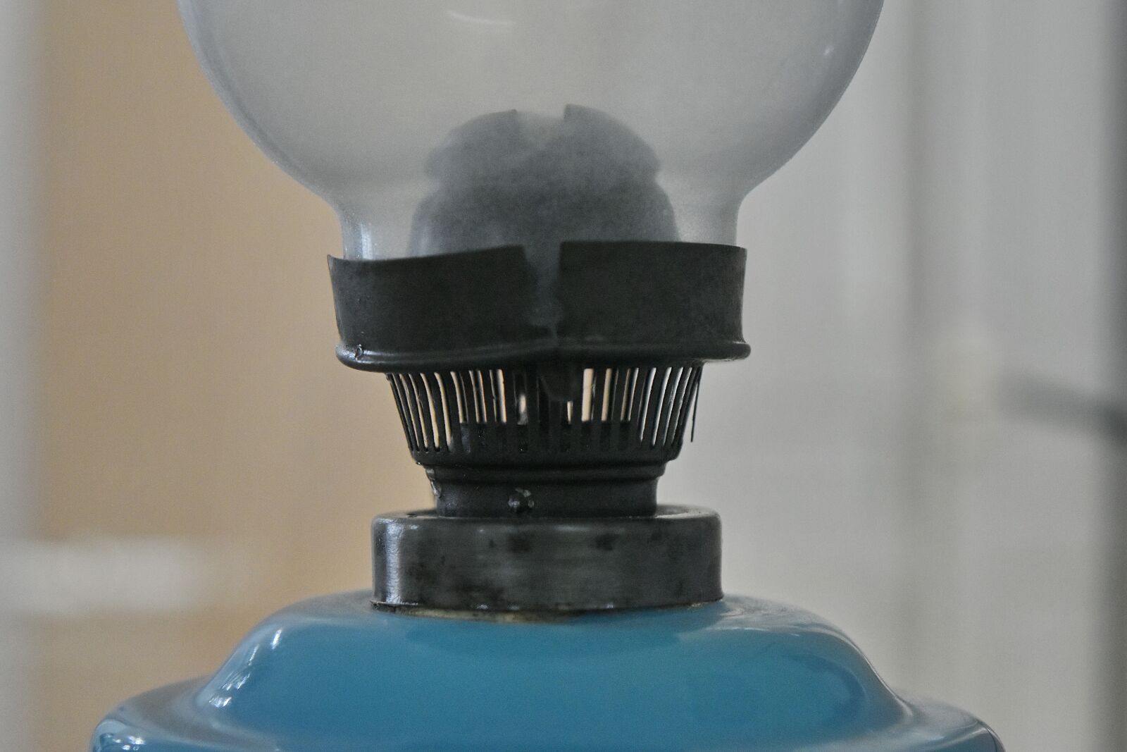 Nikon D5500 sample photo. Antiquity, detail, museum, lamp photography