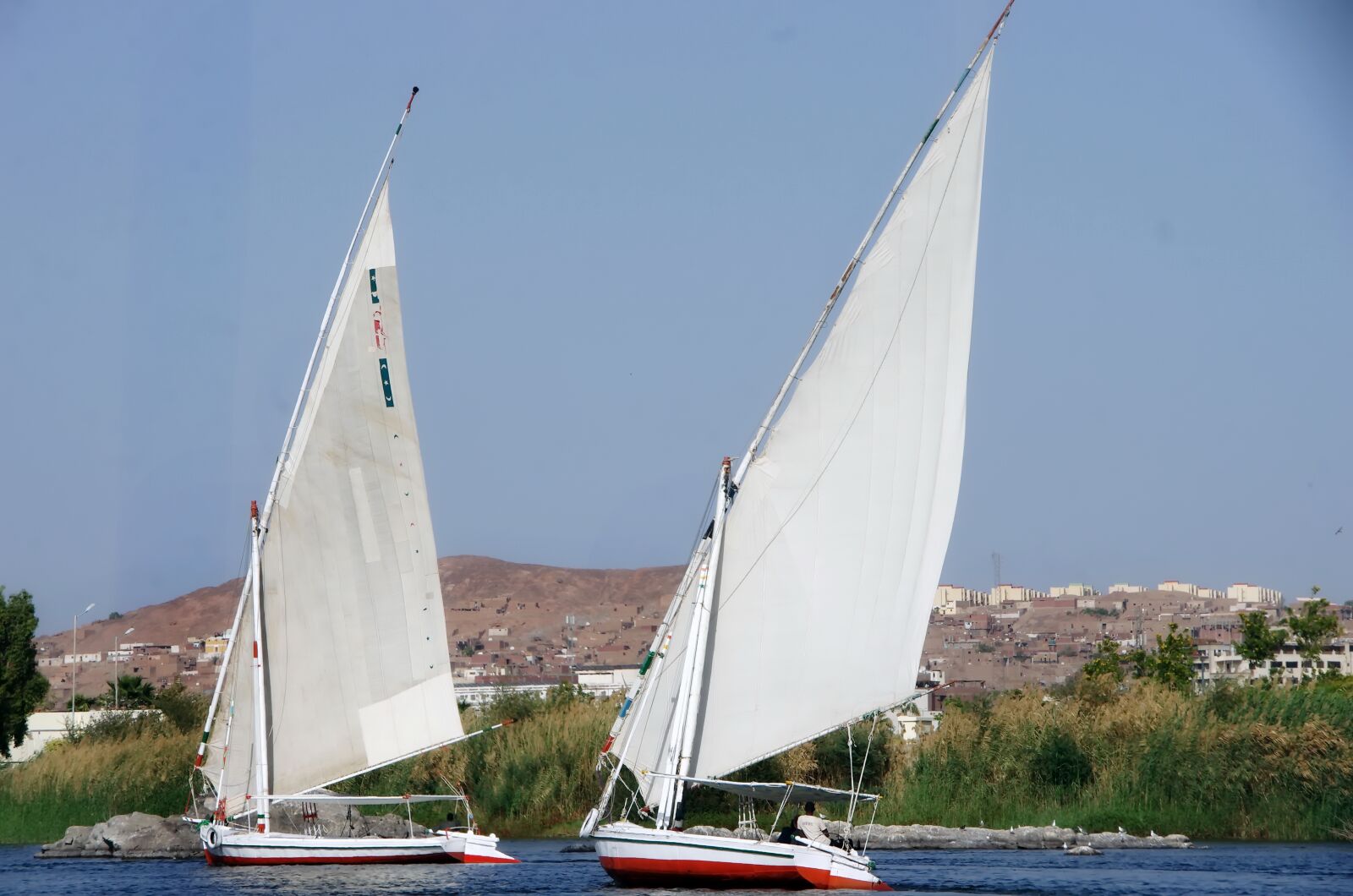 Pentax K-5 sample photo. Aswan, nile, feluccas photography
