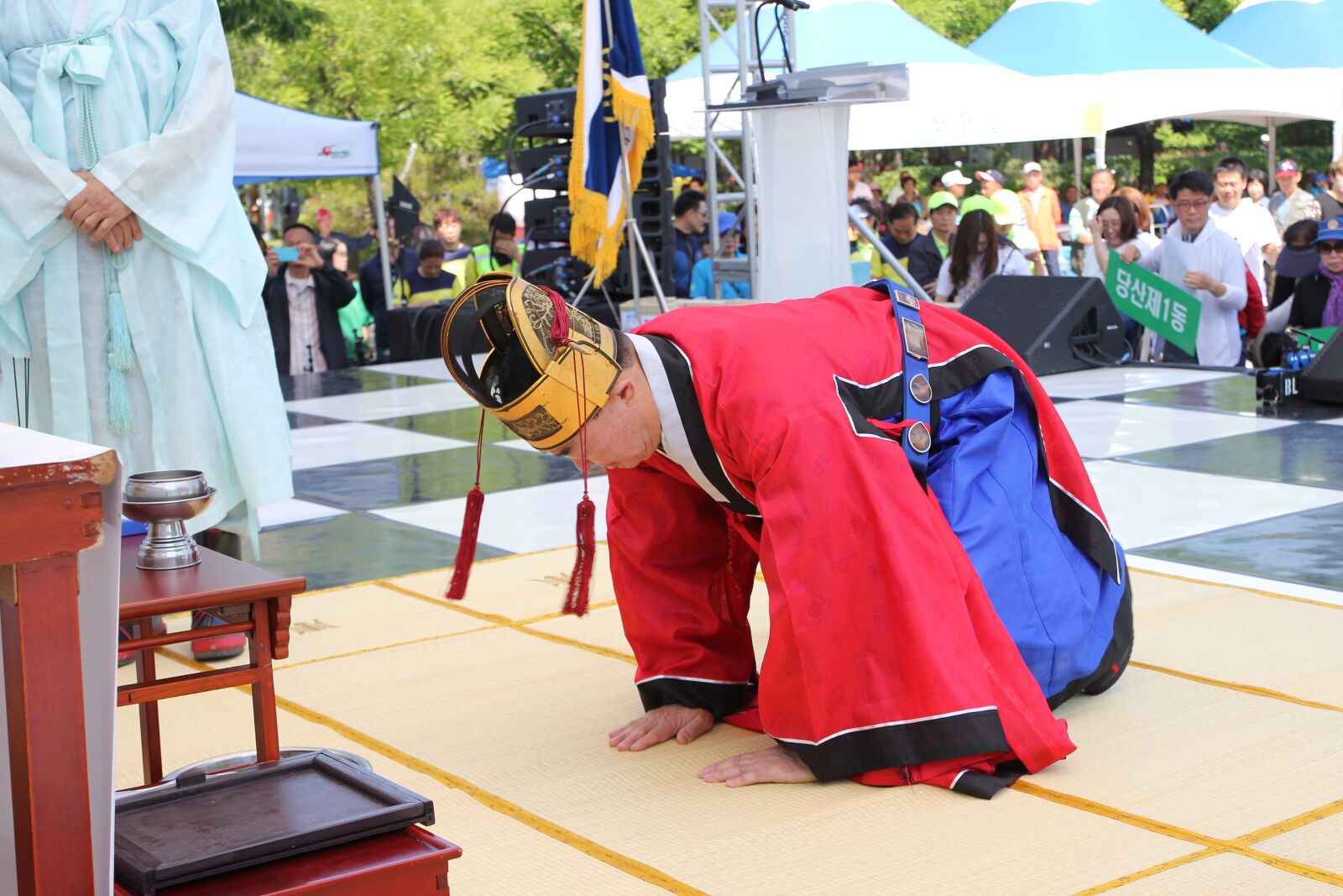 Canon EOS 550D (EOS Rebel T2i / EOS Kiss X4) sample photo. Just see, festival, sai photography