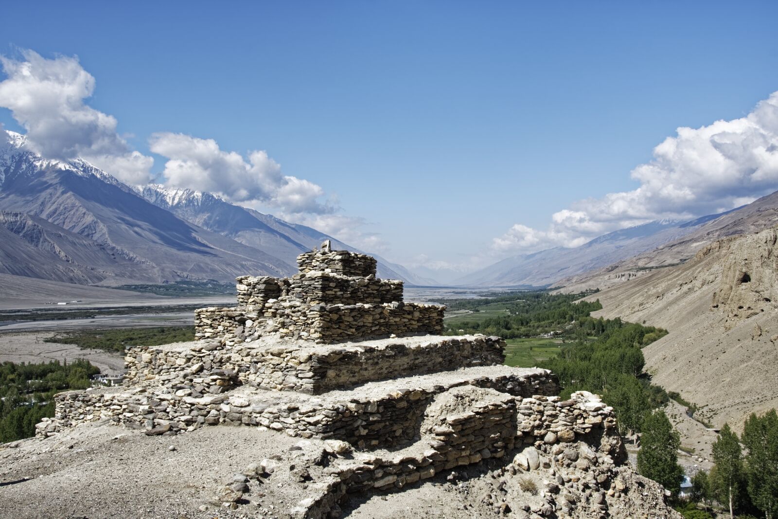 Nikon D500 sample photo. Tajikistan, buddhist stupa, stupa photography
