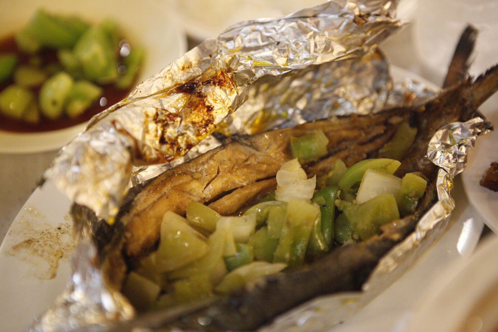 Canon EOS 5D Mark II sample photo. Grilled, fish, seafood photography