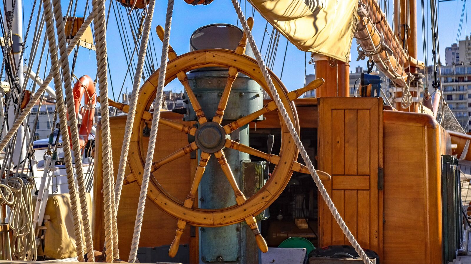 Fujifilm X30 sample photo. Helm, wheel, sailboat photography