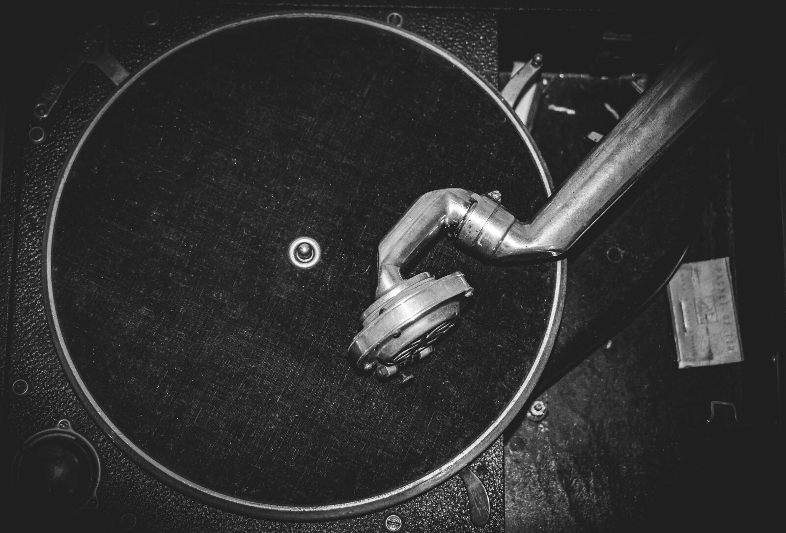 Nikon D3300 sample photo. Pick up, record player photography