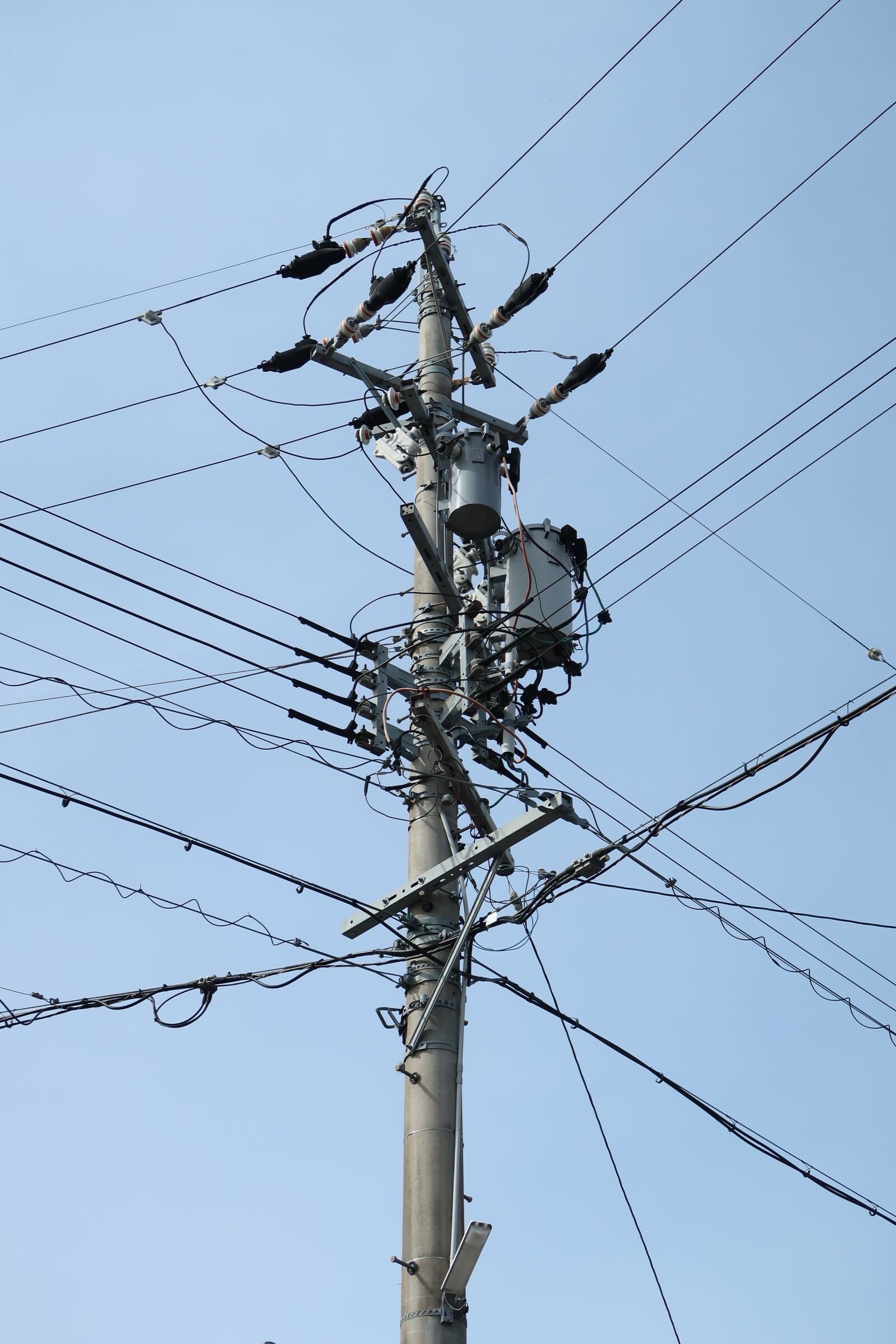 Canon PowerShot G7 X Mark II sample photo. Electrical, power, voltage photography