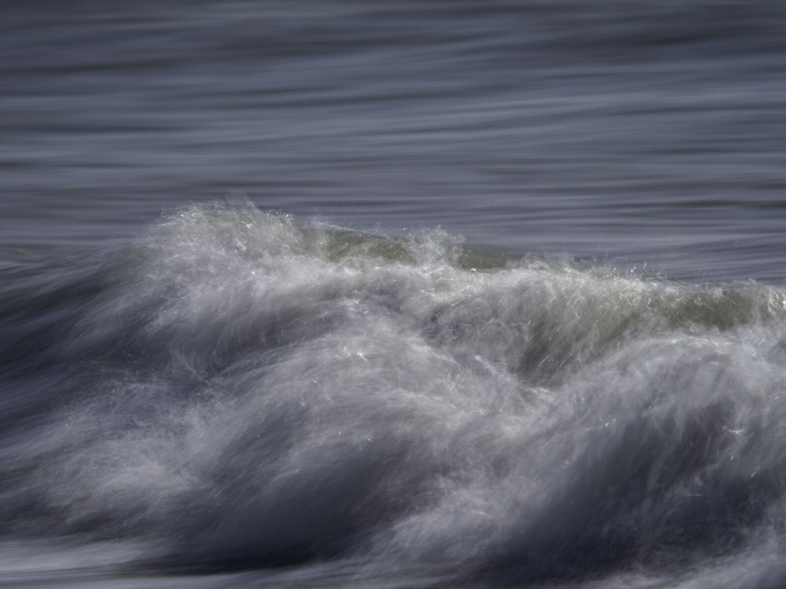 Olympus M.Zuiko Digital ED 40-150mm F2.8 Pro sample photo. Waves, crashing, surf photography