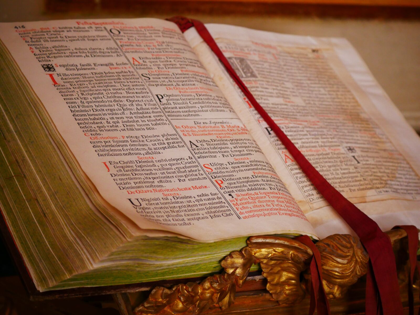 Panasonic Lumix DMC-G7 sample photo. Bible, testament, old testament photography