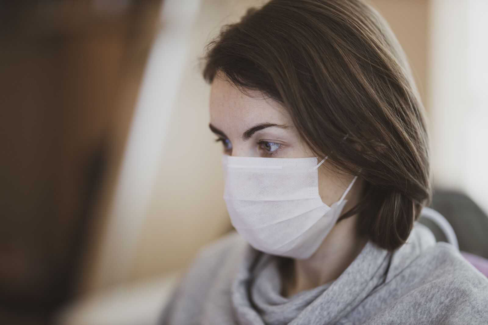 Canon EOS R + Canon RF 85mm F1.2L USM sample photo. Mask, portrait, woman photography