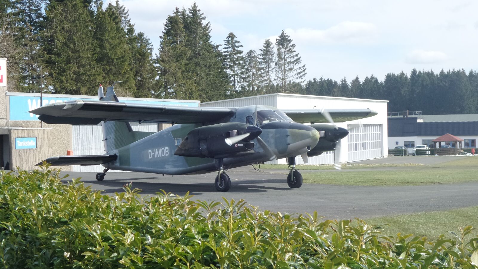 Samsung Galaxy K Zoom sample photo. Aircraft, propeller, military machine photography