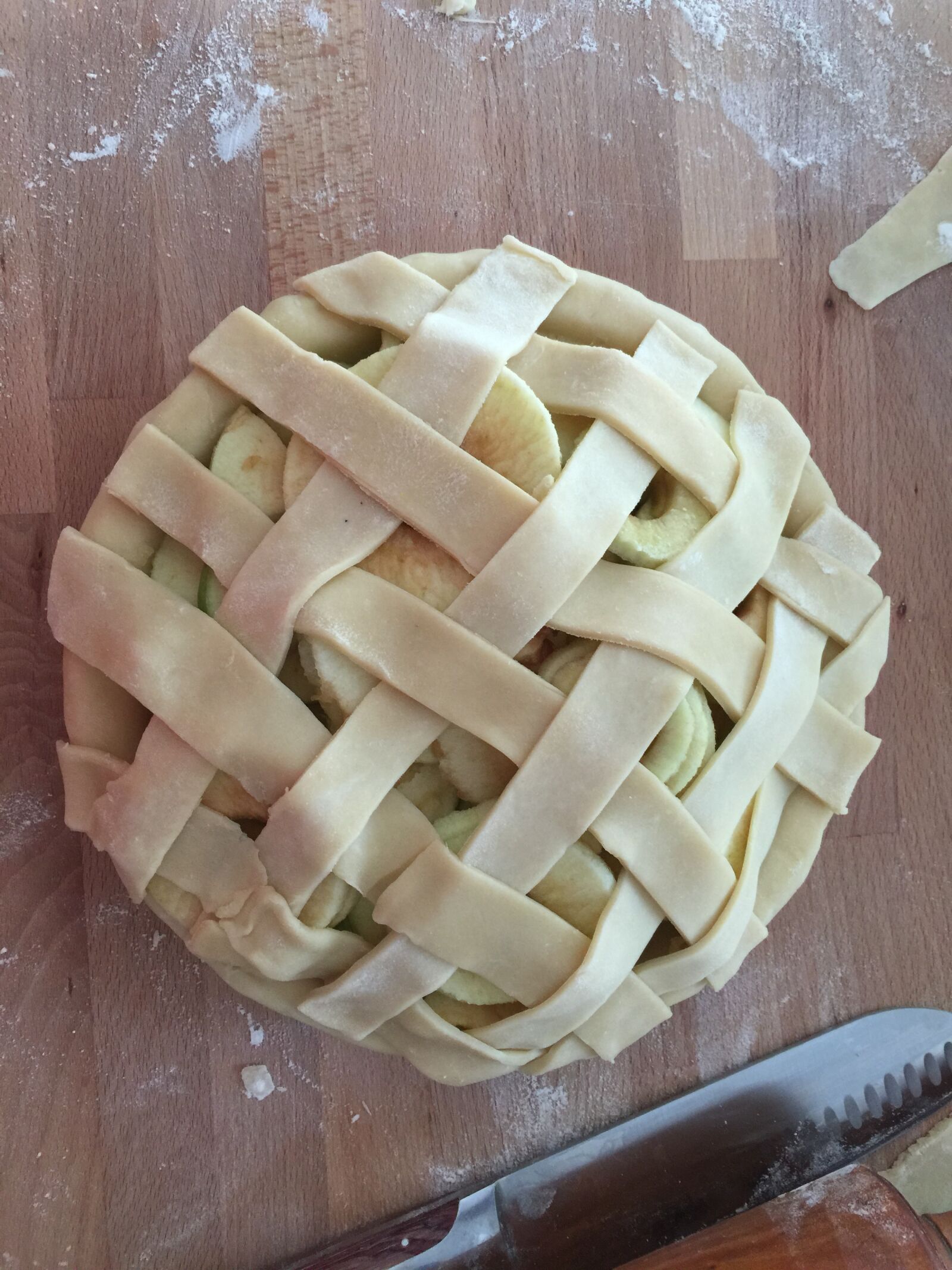 iPhone 6 Plus back camera 4.15mm f/2.2 sample photo. Apple, pie, bakery, baking photography