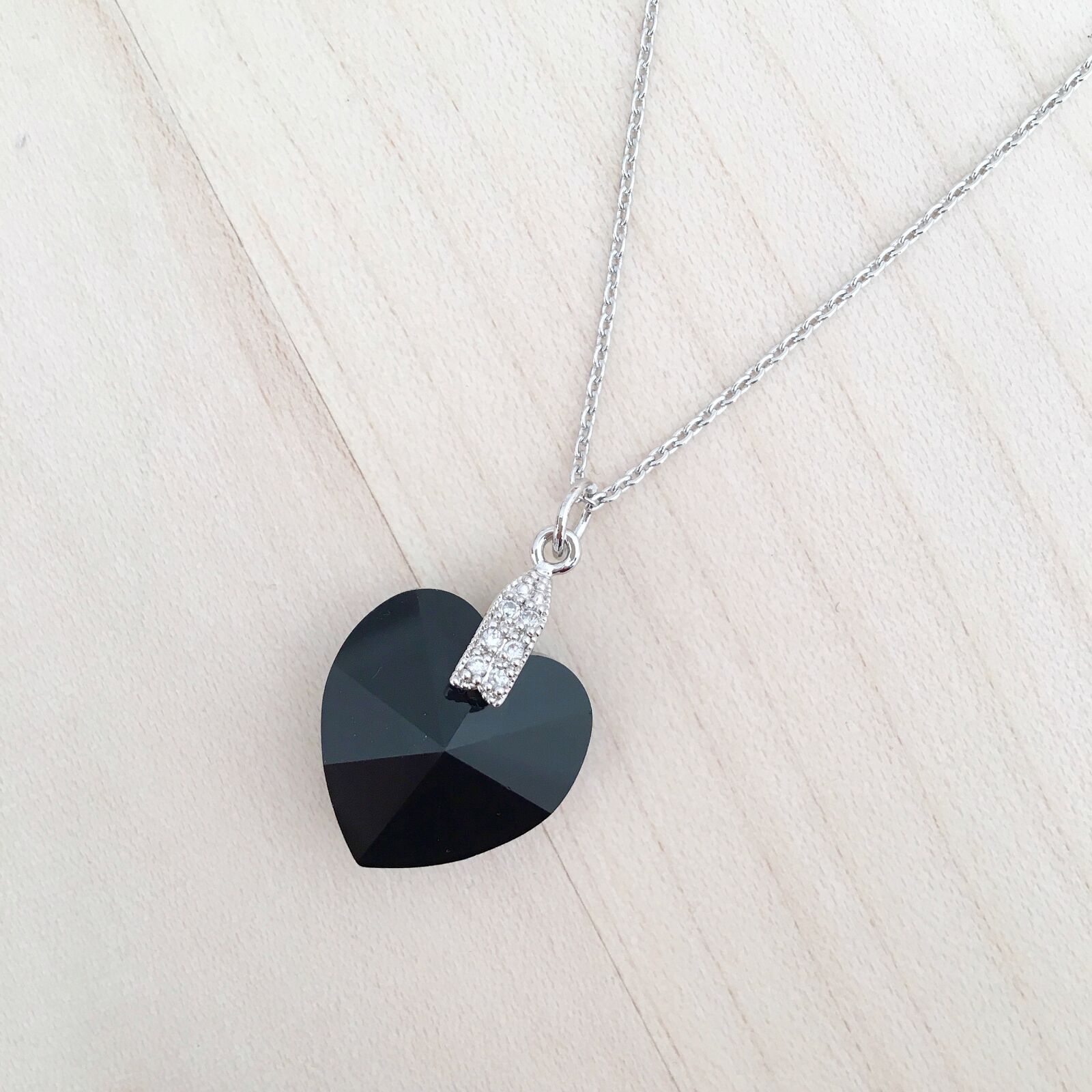 Apple iPhone 6s sample photo. Heart, jewelry, necklace photography