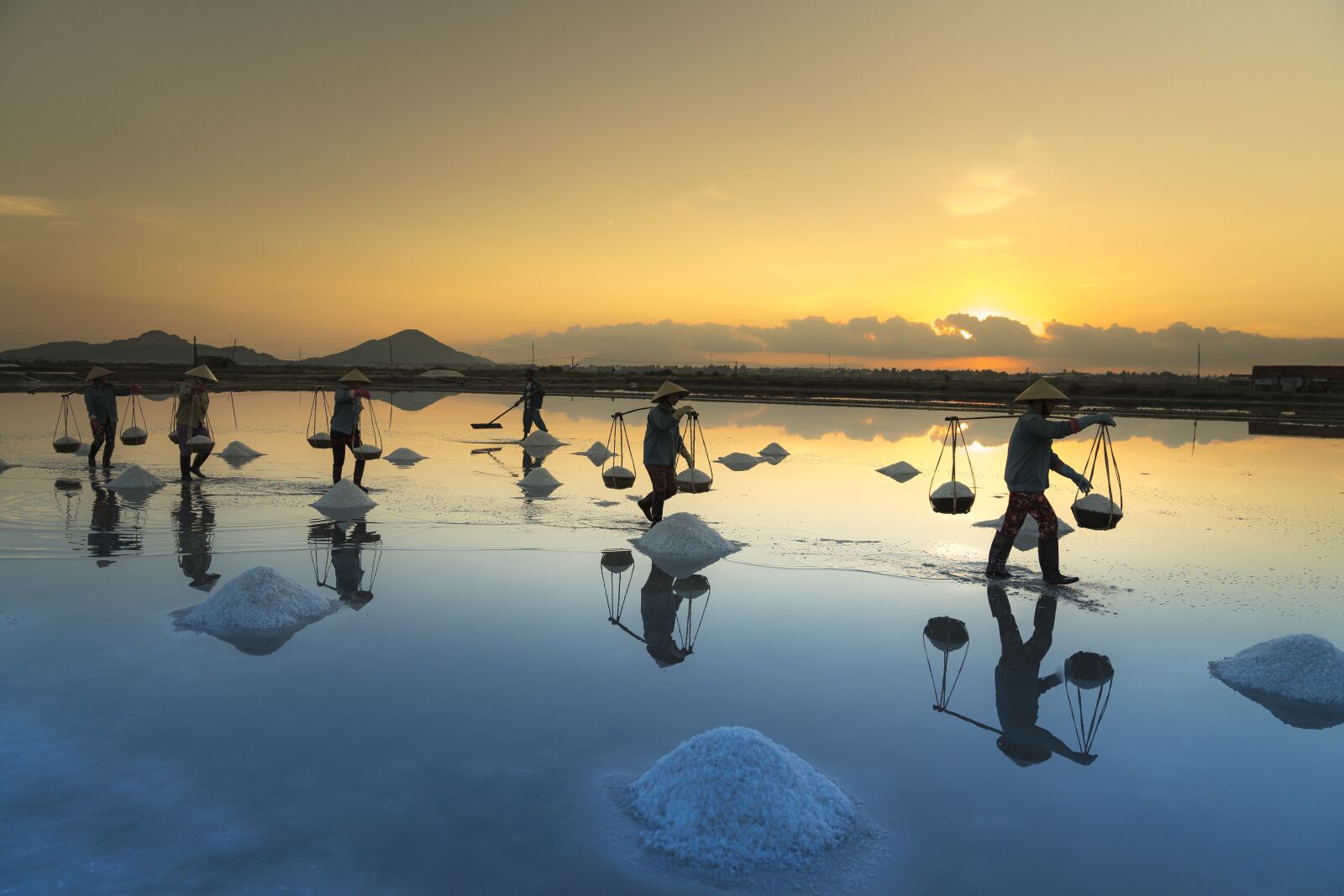 Sony a7R II + Sony FE 24-70mm F2.8 GM sample photo. Salt, hon khoi, vietnam photography