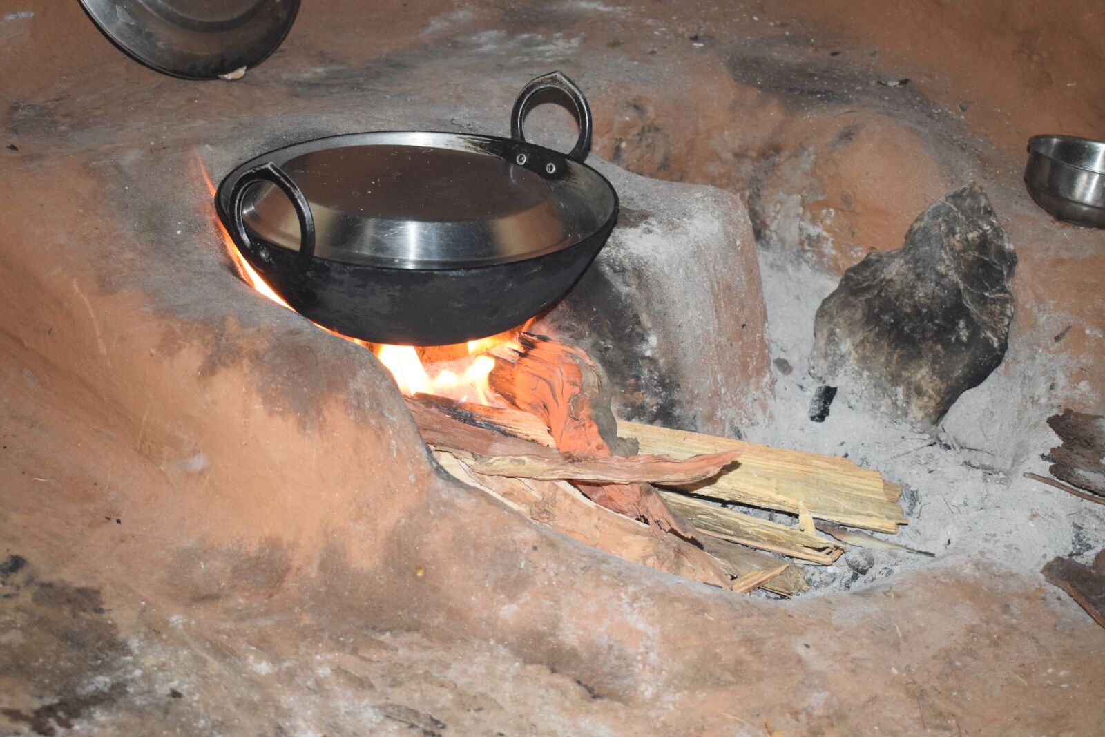 Nikon D5300 sample photo. Cooking on a fire photography