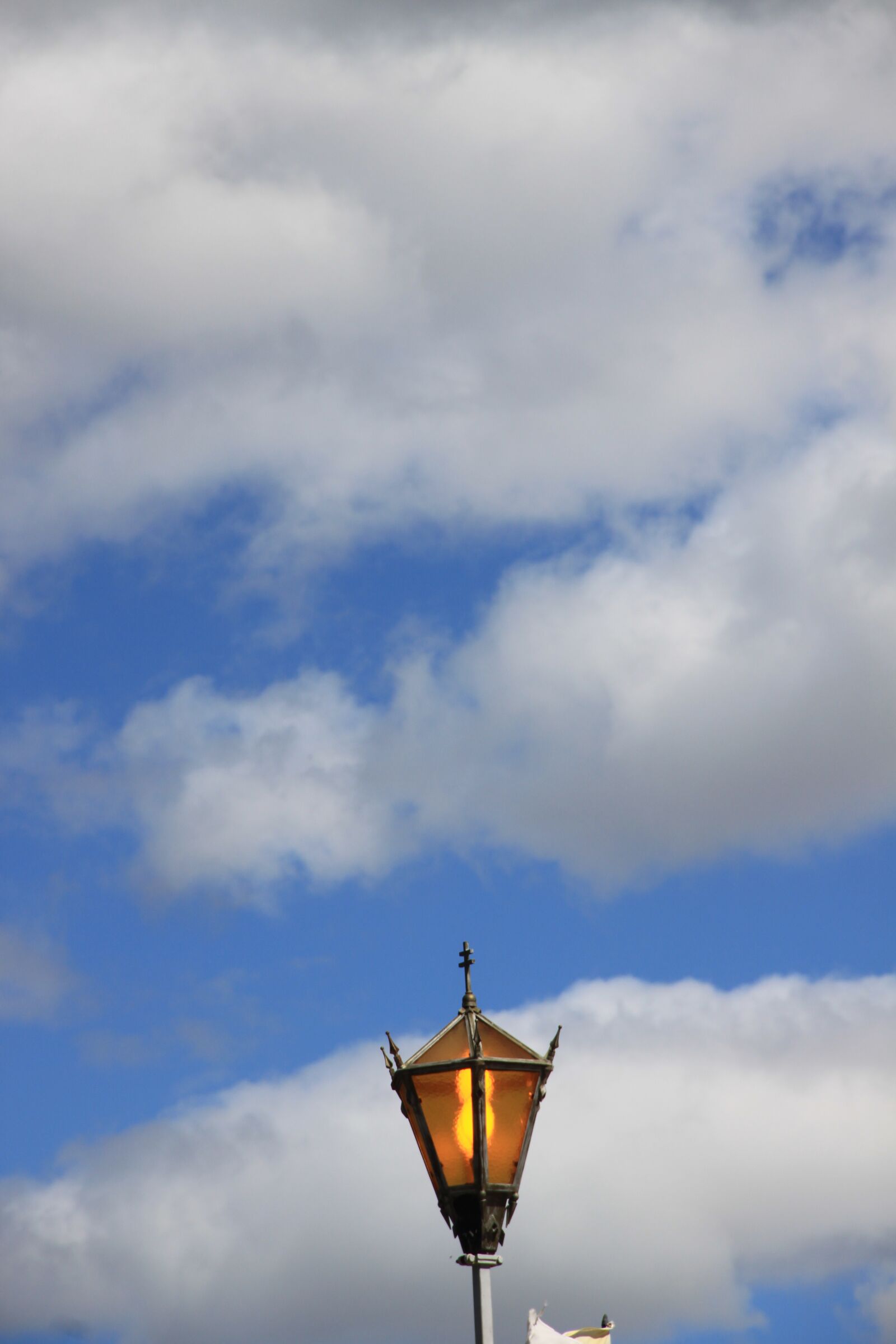 Canon EOS 500D (EOS Rebel T1i / EOS Kiss X3) sample photo. Street lamp, light photography