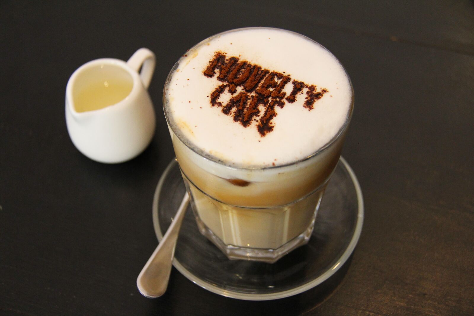 Canon EF-S 18-200mm F3.5-5.6 IS sample photo. Cheese cake, cheese, coffee photography