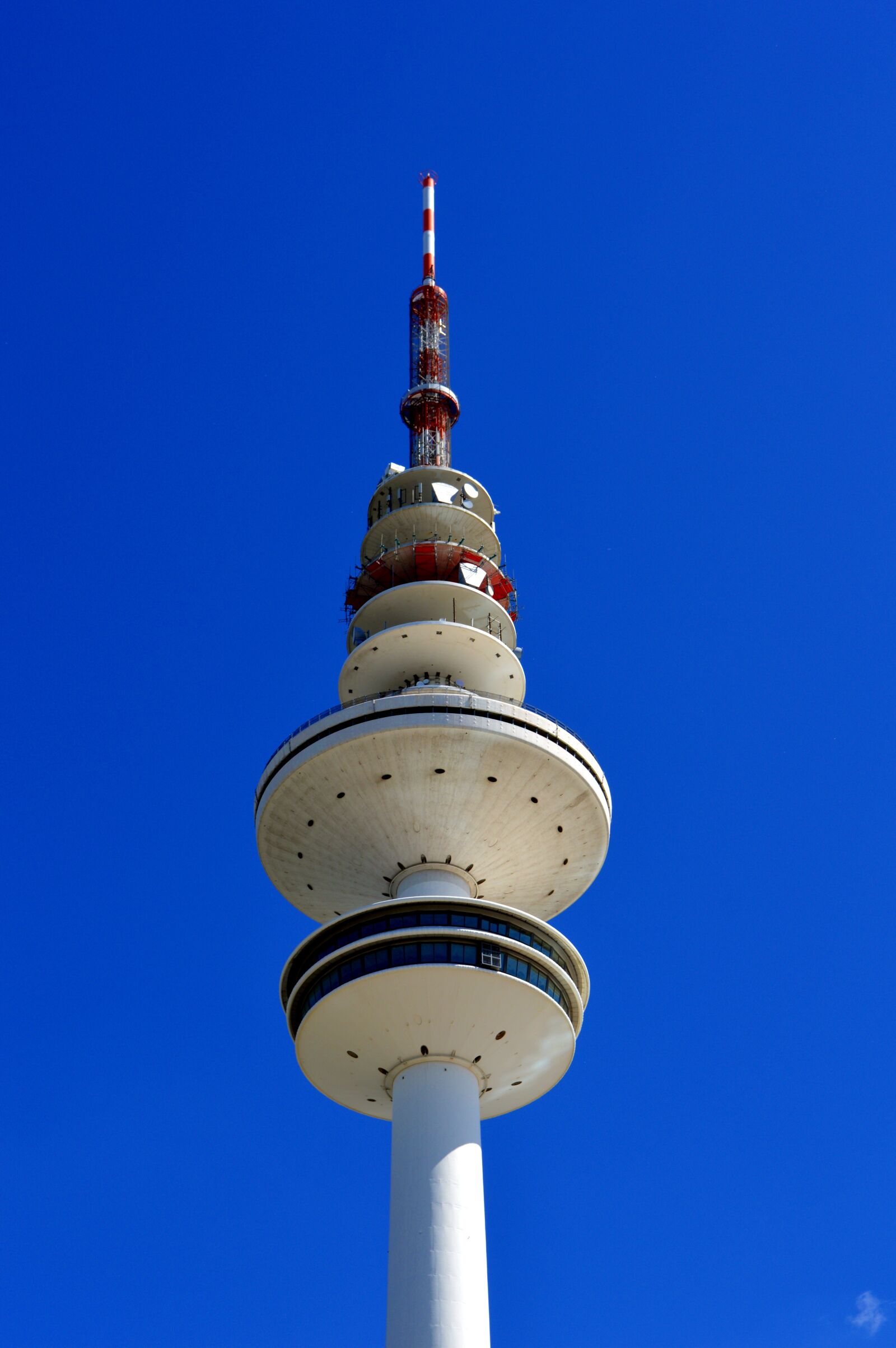 Nikon D3200 sample photo. Hamburg, tv tower, architecture photography