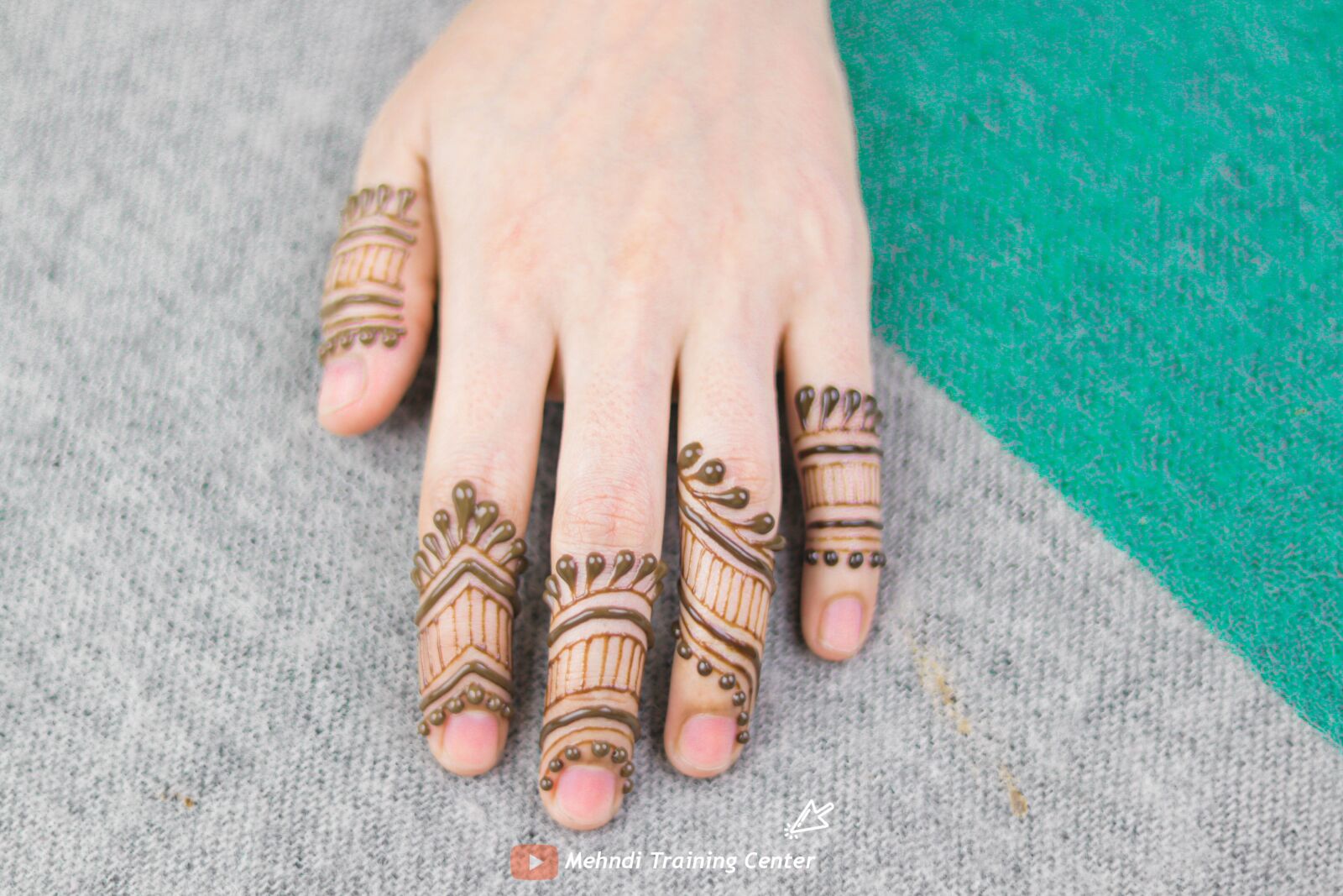 Canon EOS 80D + Canon EF 50mm F1.8 STM sample photo. Marriage, mehndi, nails photography