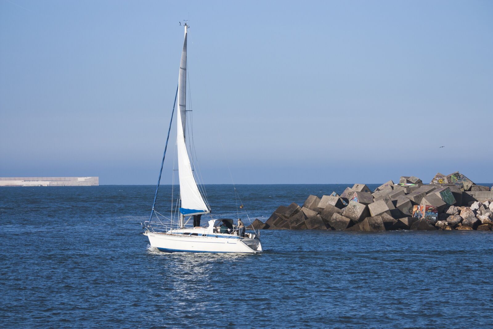 Canon EOS 450D (EOS Rebel XSi / EOS Kiss X2) sample photo. Boat, sailboat, sea photography