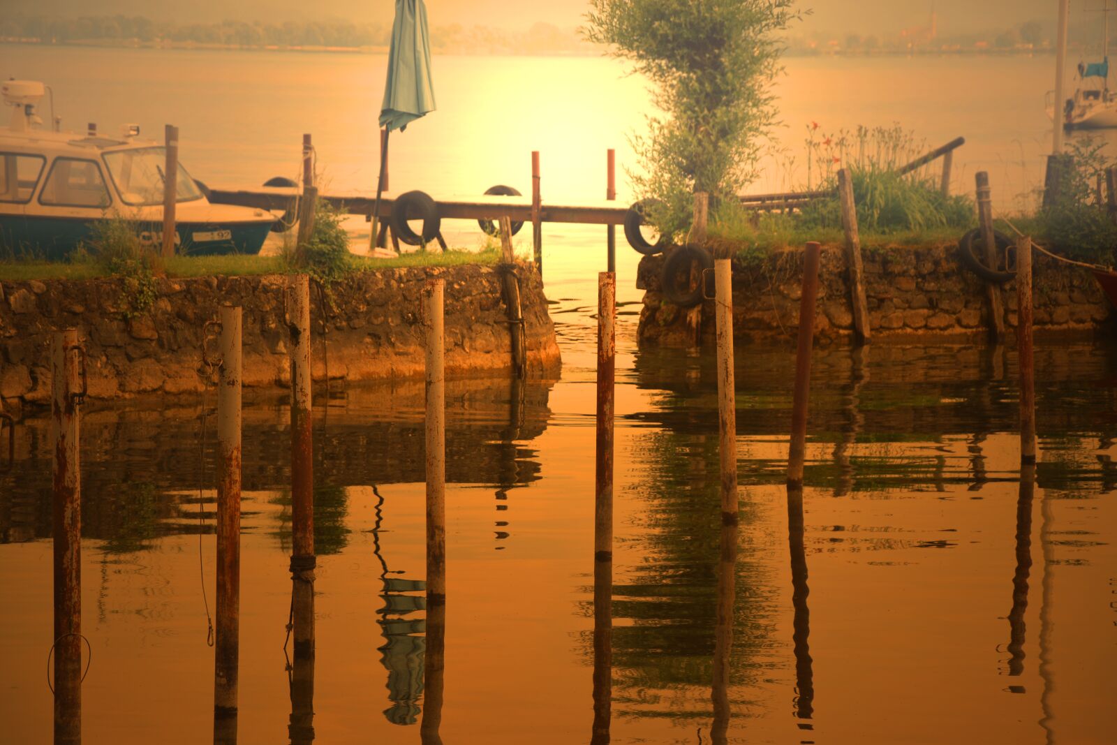 Nikon D5300 sample photo. Sunset, boat, water photography